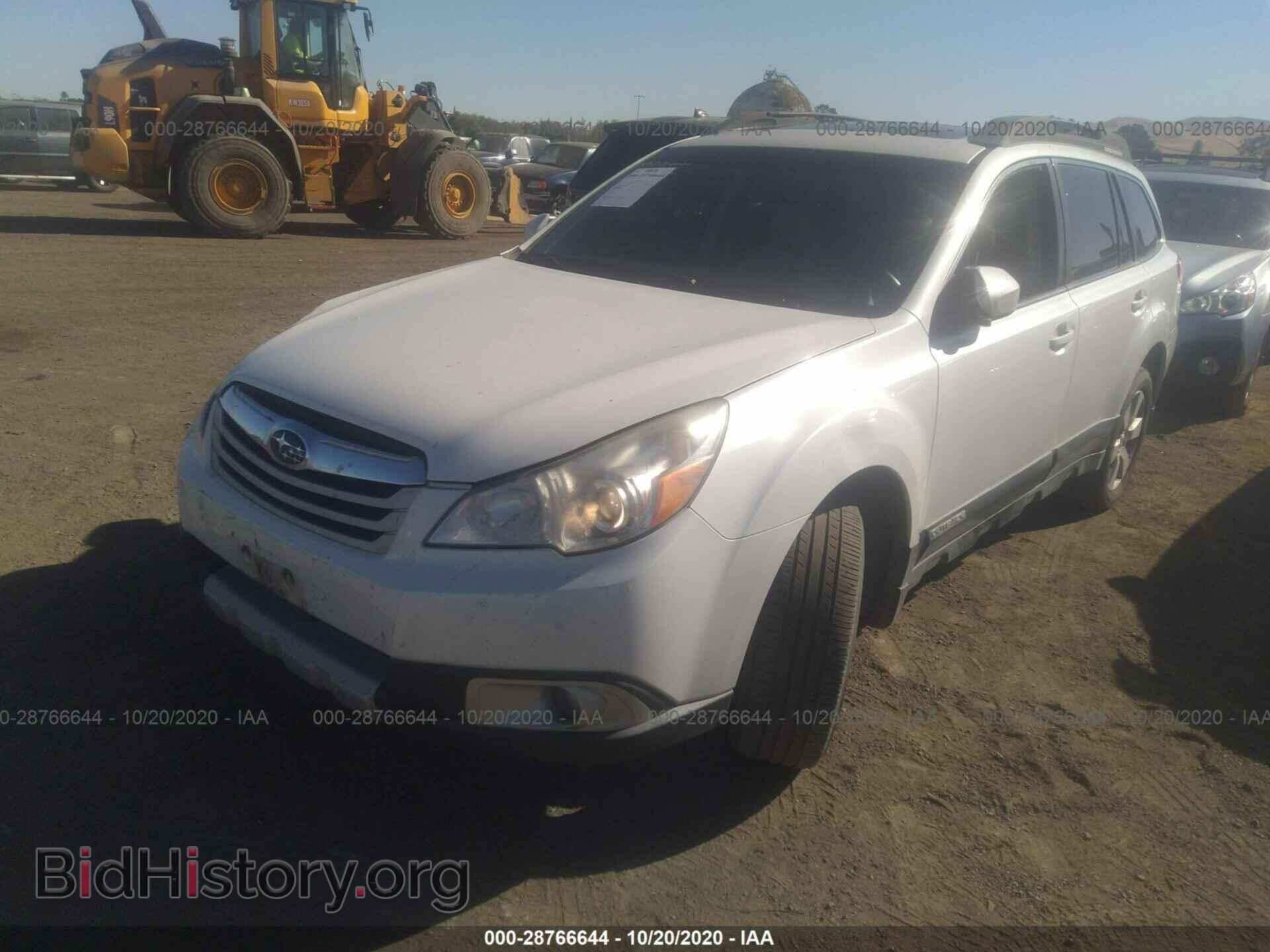2012 SUBARU OUTBACK - VIN: 4S4BRBKC3C3207658 - Фото 2