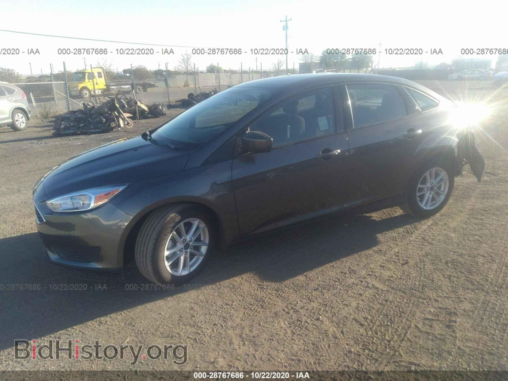 2018 FORD FOCUS - VIN: 1FADP3F25JL322940 - Фото 2