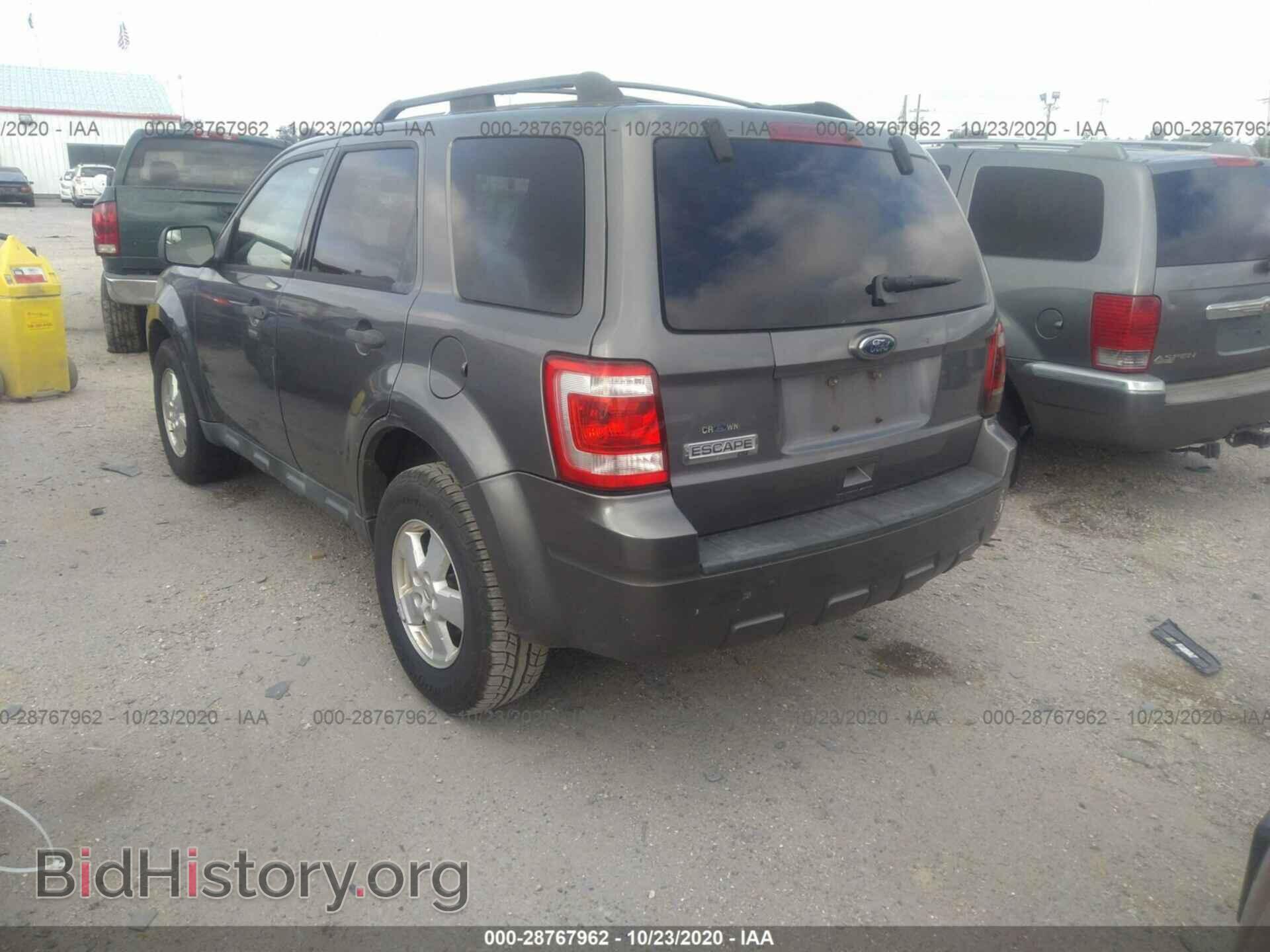 2011 FORD ESCAPE - VIN: 1FMCU0D78BKA12537 - Photo 3