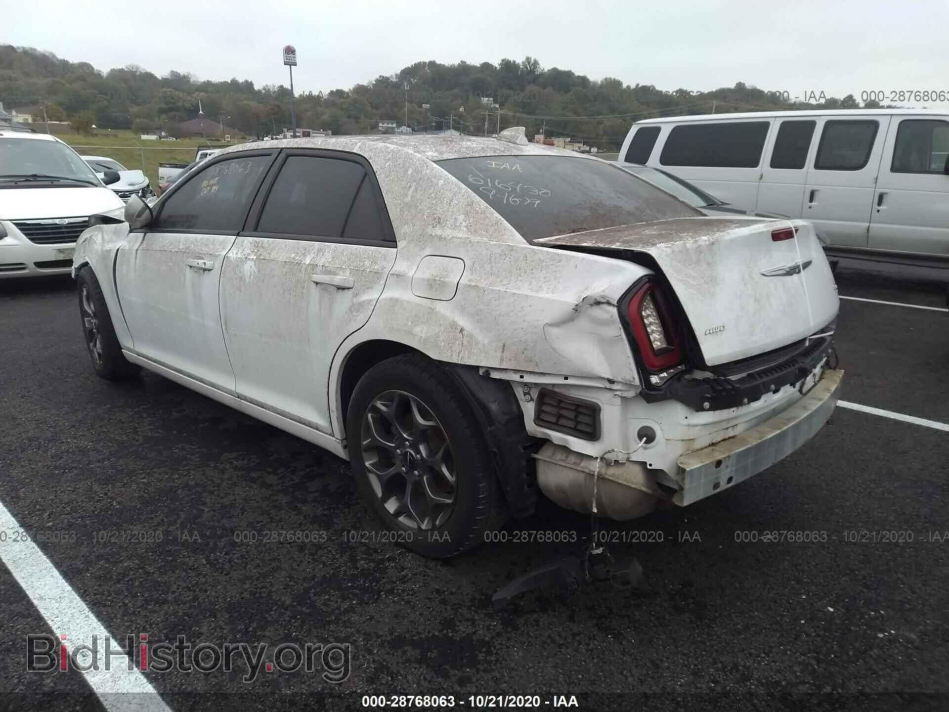 2016 CHRYSLER 300 - VIN: 2C3CCAGGXGH298743 - Фото 3