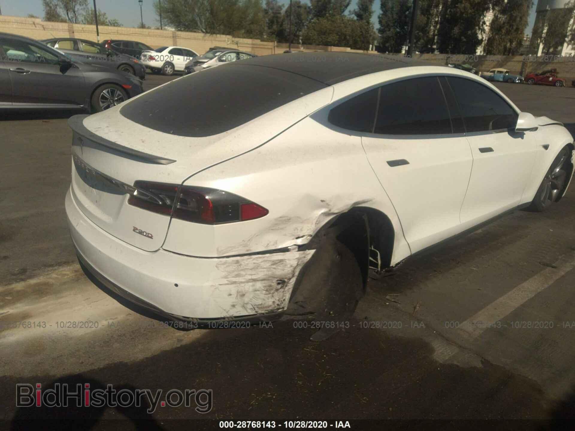 2016 TESLA MODEL S - VIN: 5YJSA1E40GF133621 - Фото 6