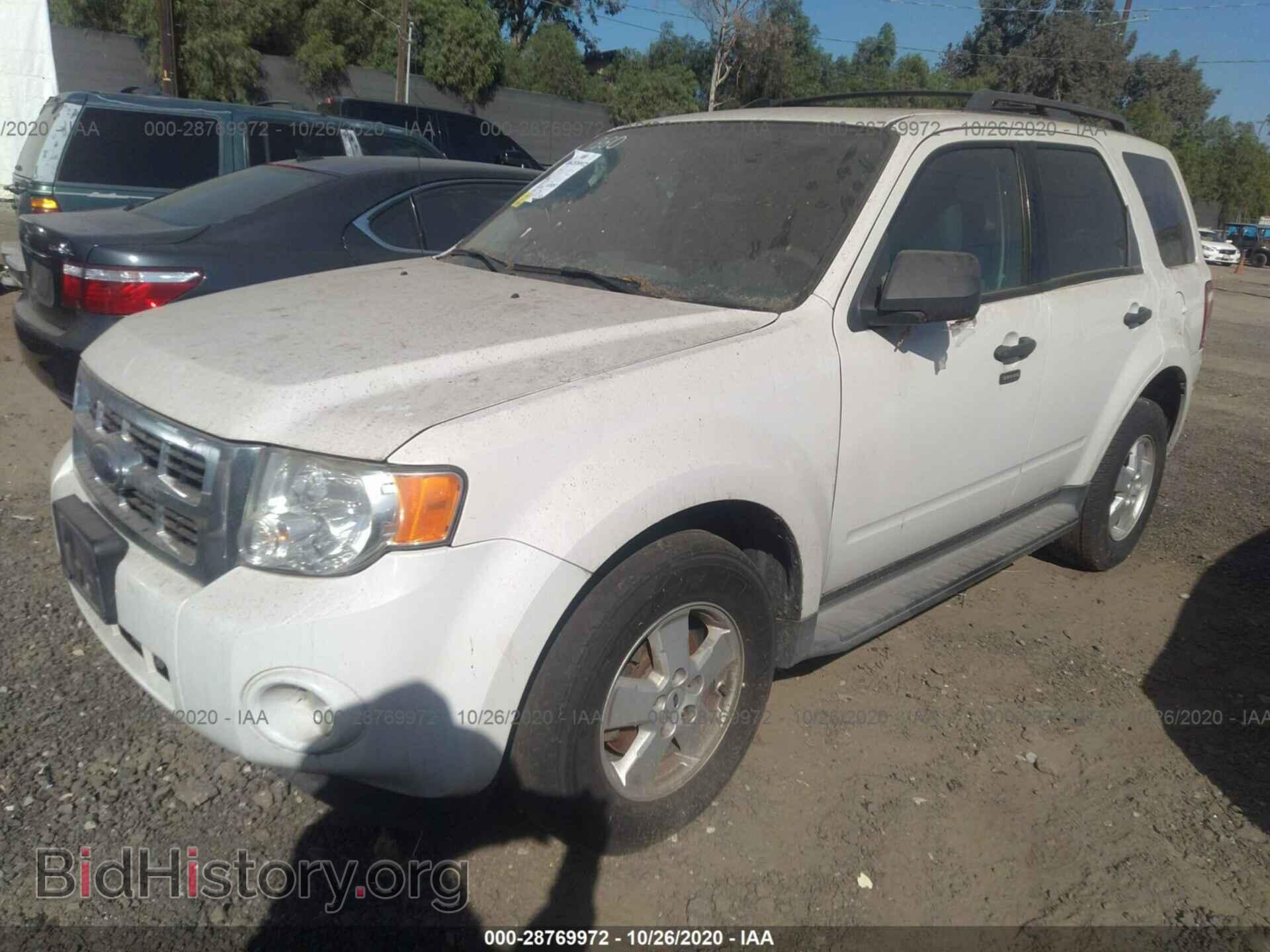 2009 FORD ESCAPE - VIN: 1FMCU03729KA93935 - Фото 2