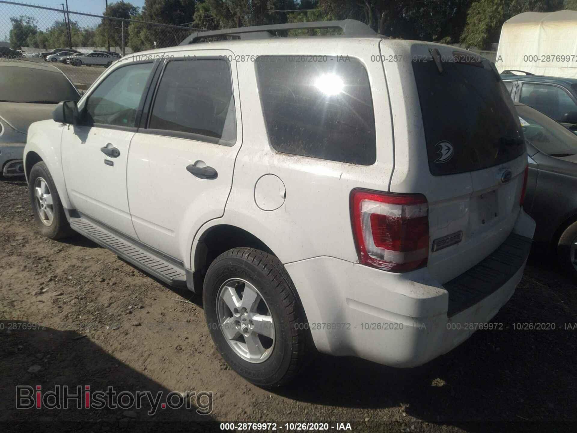 2009 FORD ESCAPE - VIN: 1FMCU03729KA93935 - Фото 3