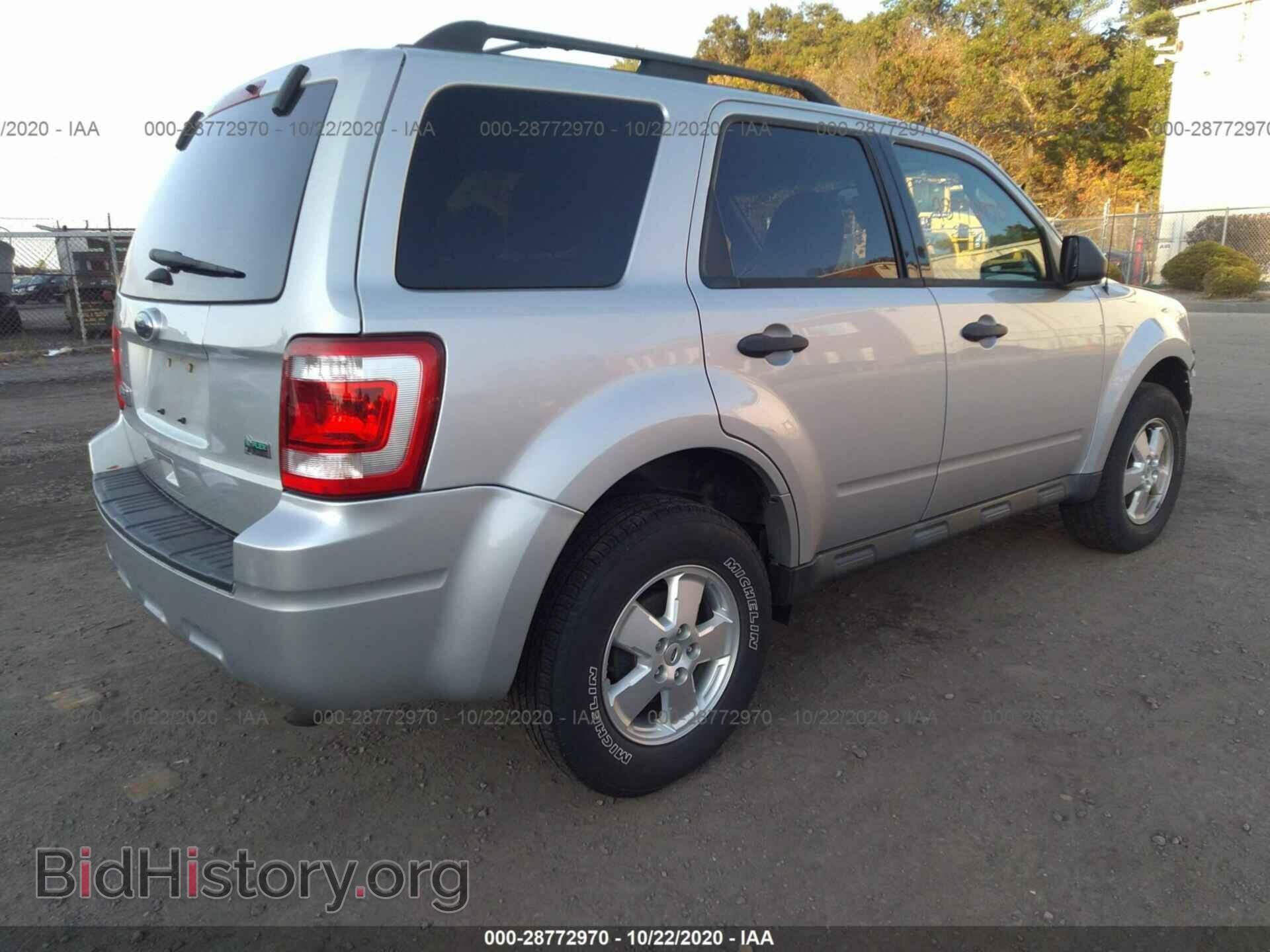 2011 FORD ESCAPE - VIN: 1FMCU9DG8BKC58444 - Photo 4