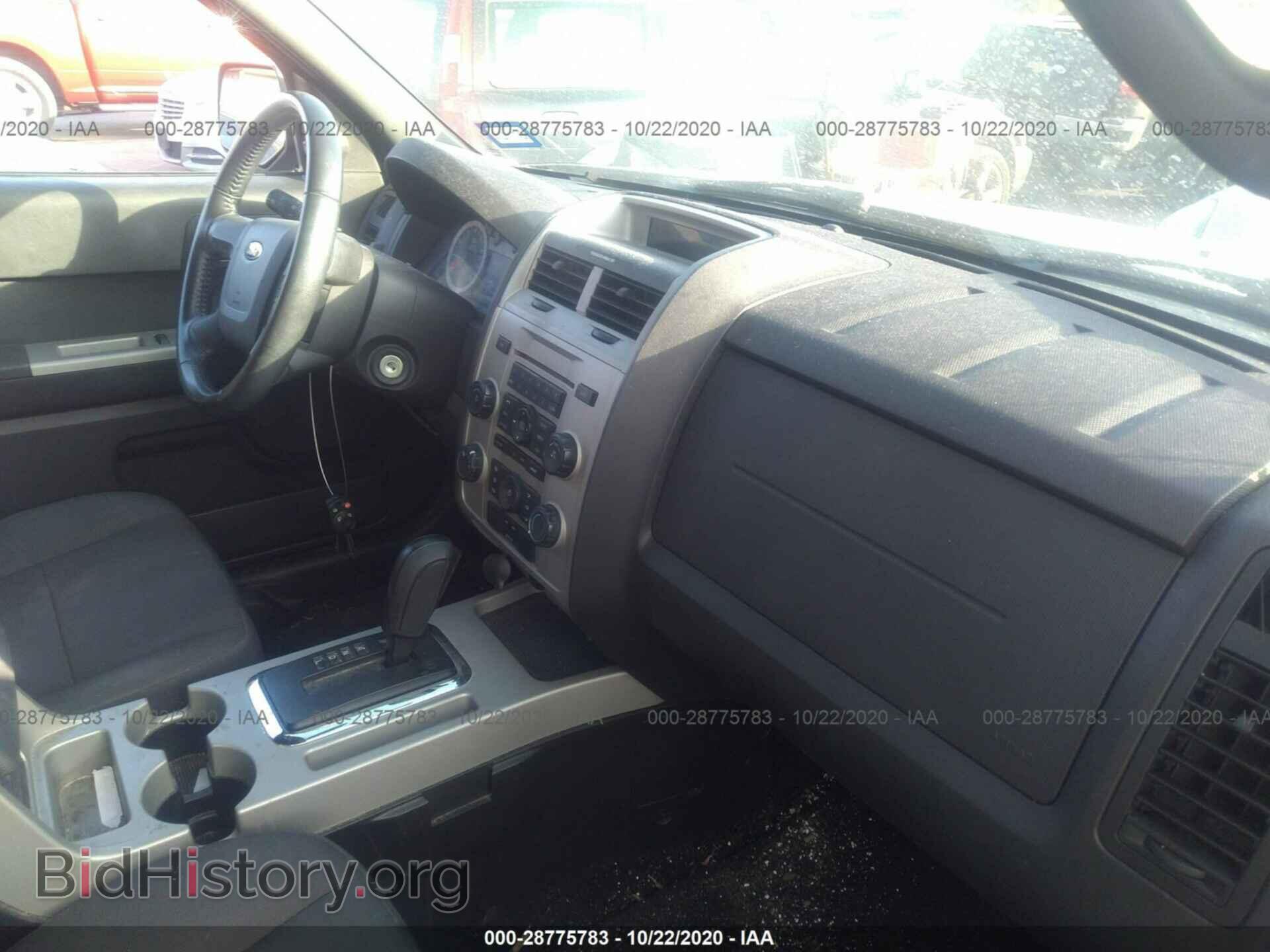 2011 FORD ESCAPE - VIN: 1FMCU0D74BKB14661 - Фото 5