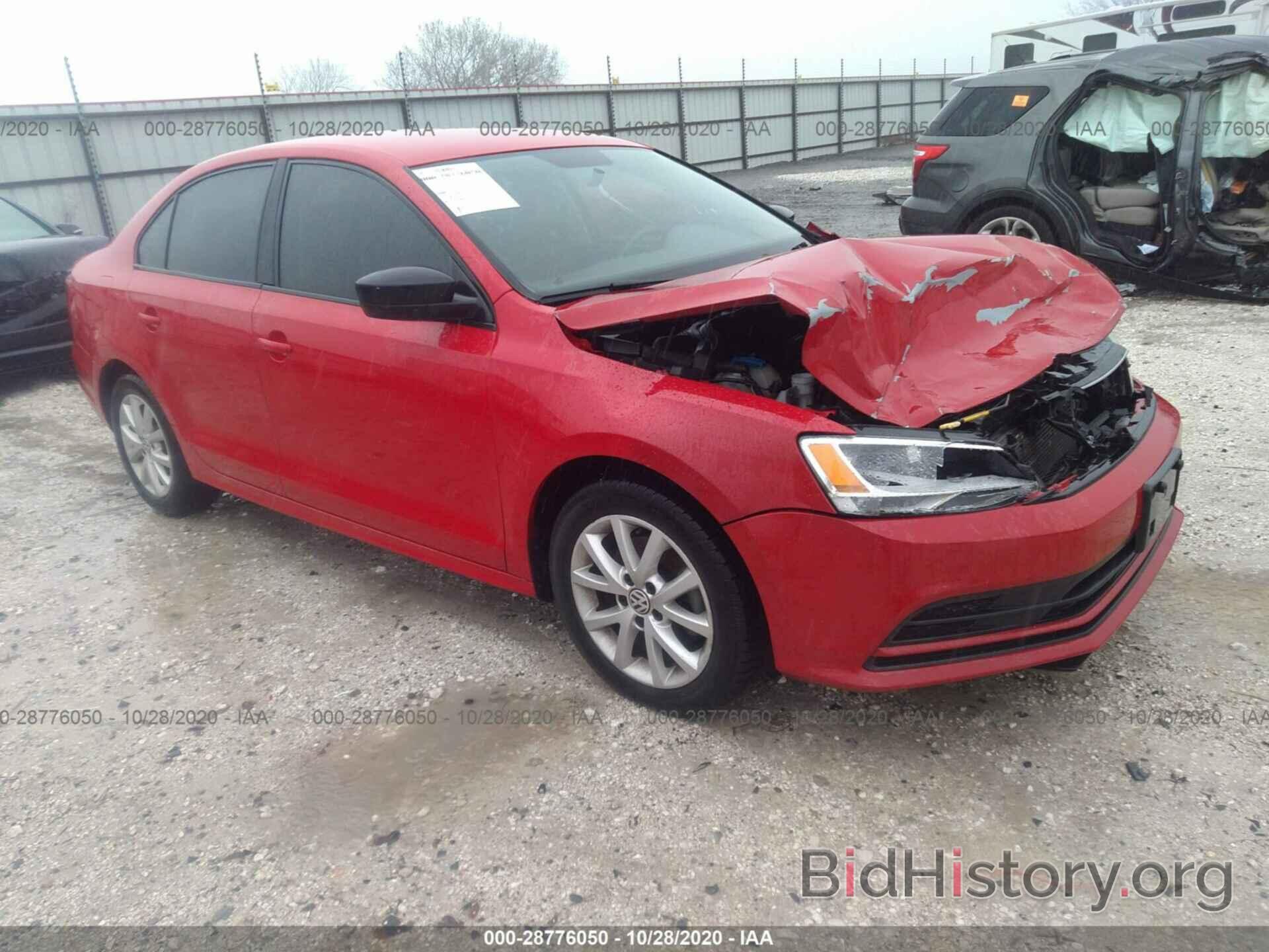 Photo 3VWD17AJ4FM269992 - VOLKSWAGEN JETTA SEDAN 2015