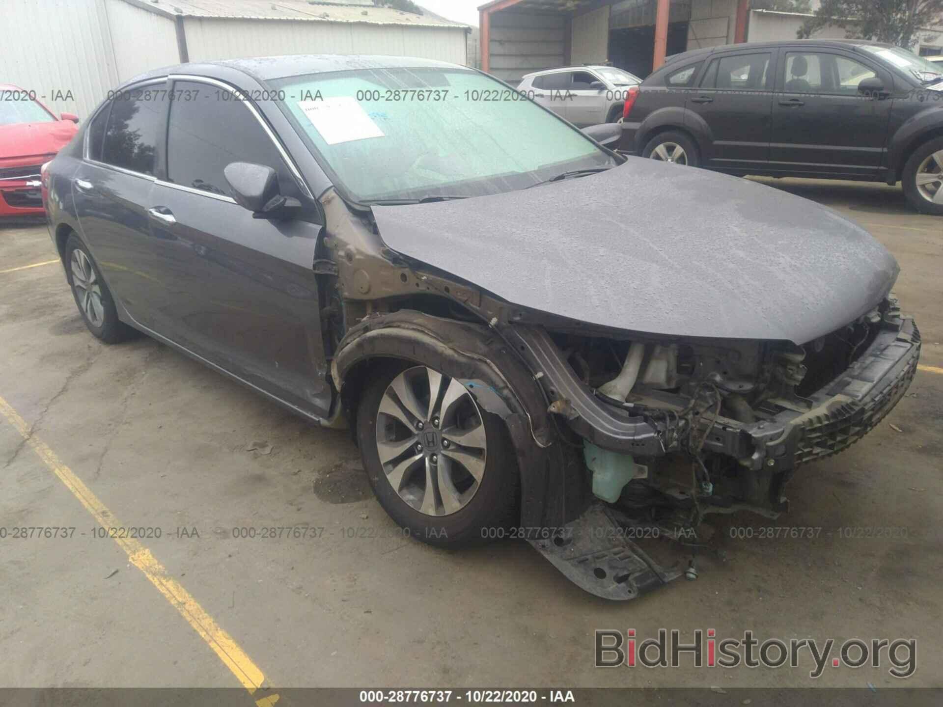 Photo 1HGCR2F36FA152000 - HONDA ACCORD SEDAN 2015