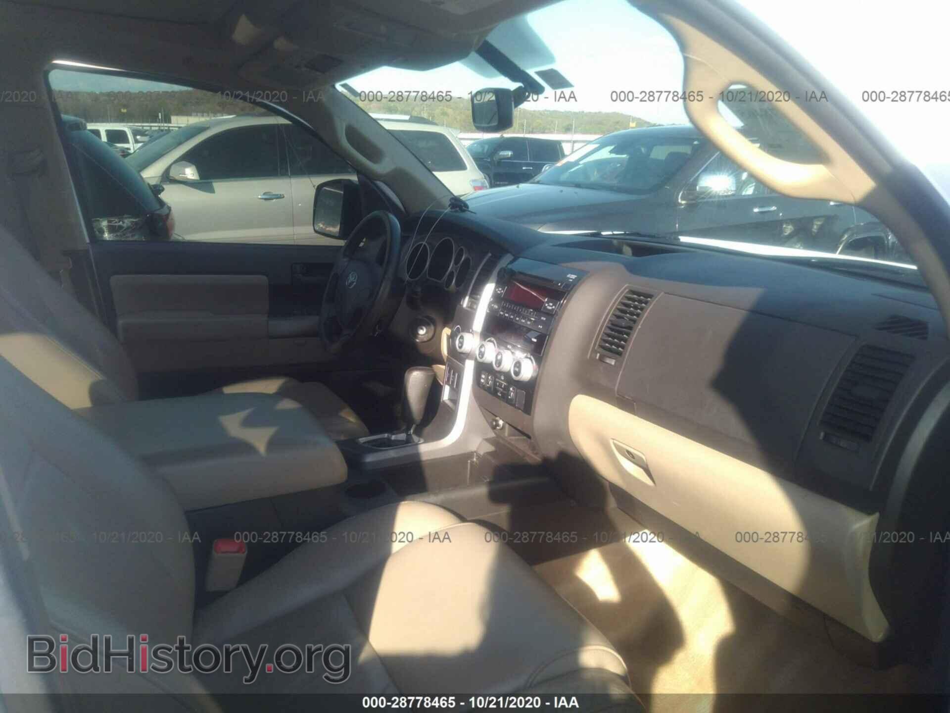 2011 TOYOTA SEQUOIA - VIN: 5TDBW5G19BS049524 - Фото 5
