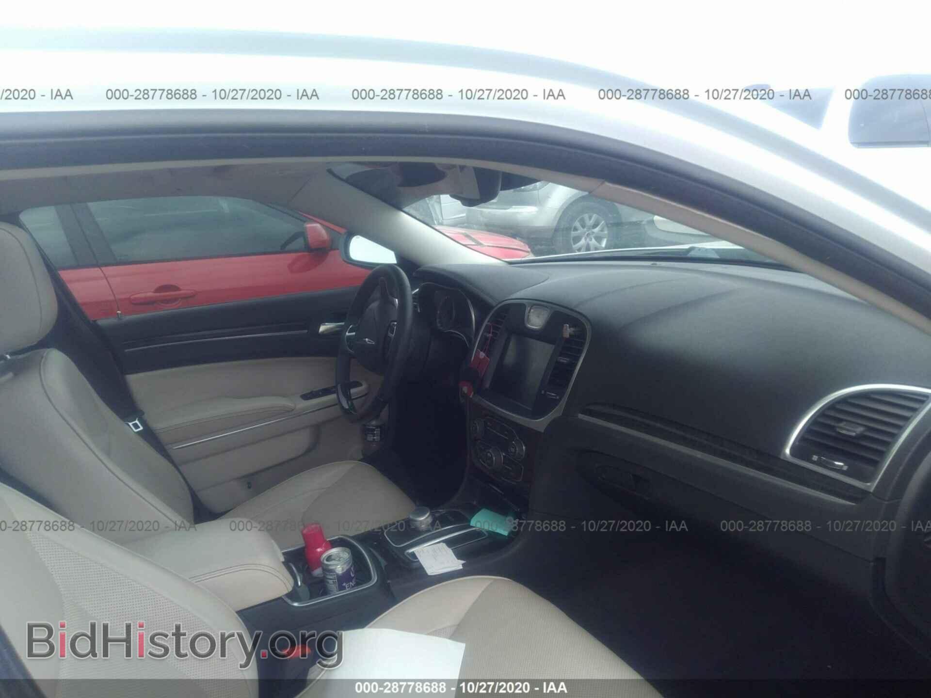 2016 CHRYSLER 300 - VIN: 2C3CCAEG4GH238346 - Фото 5