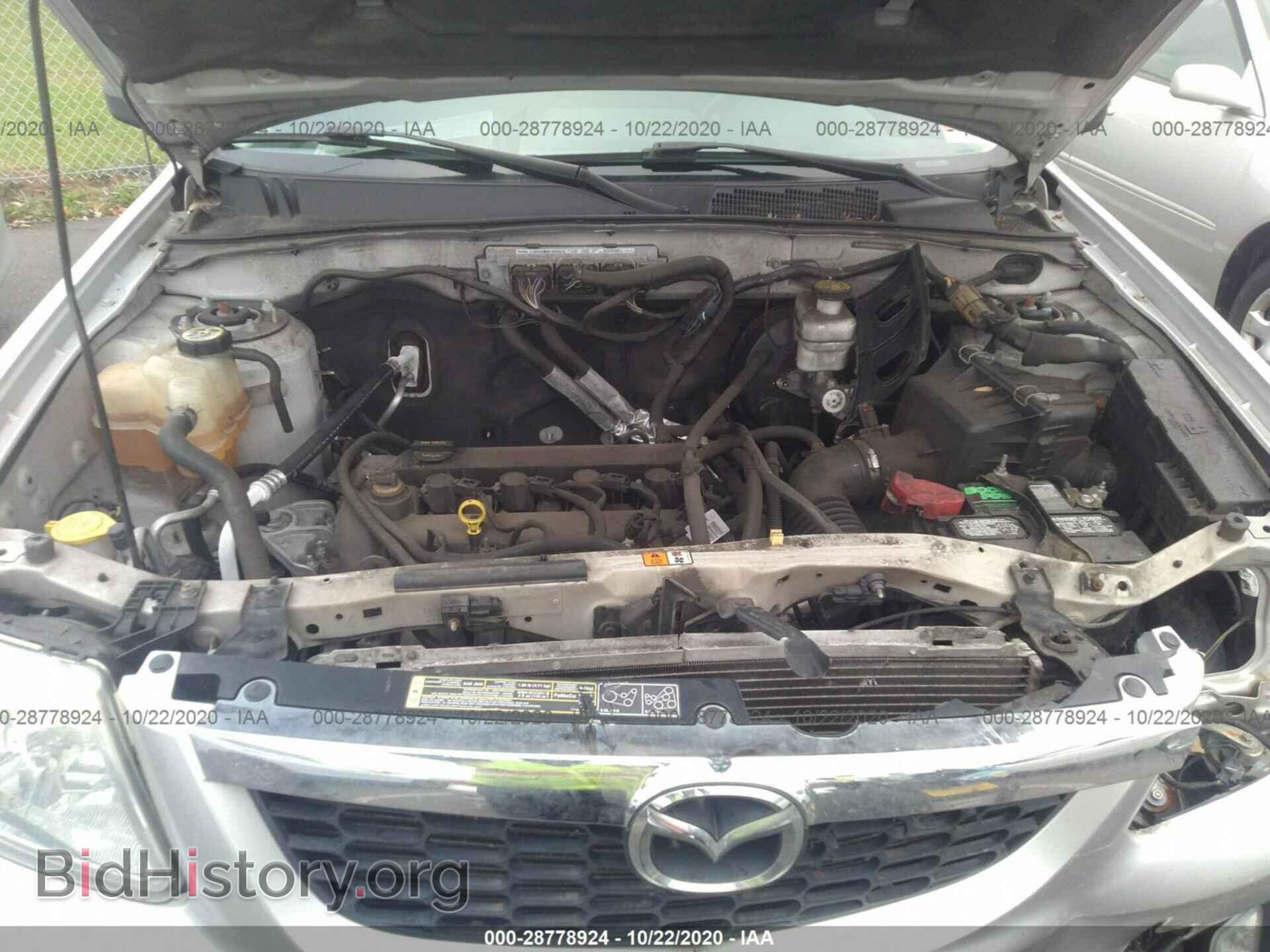 2011 MAZDA TRIBUTE - VIN: 4F2CY0C76BKM00621 - Фото 10