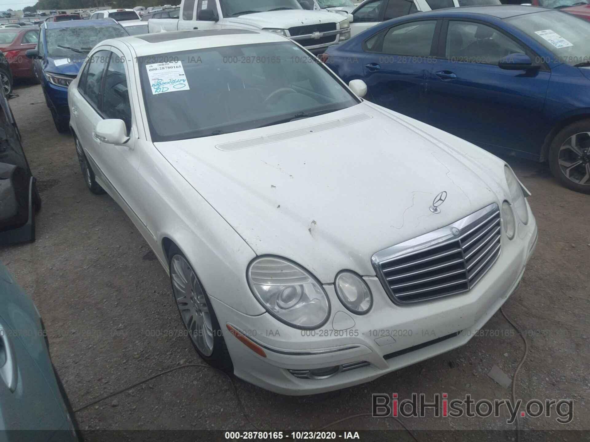 Photo WDBUF56X47B003708 - MERCEDES-BENZ E-CLASS 2007