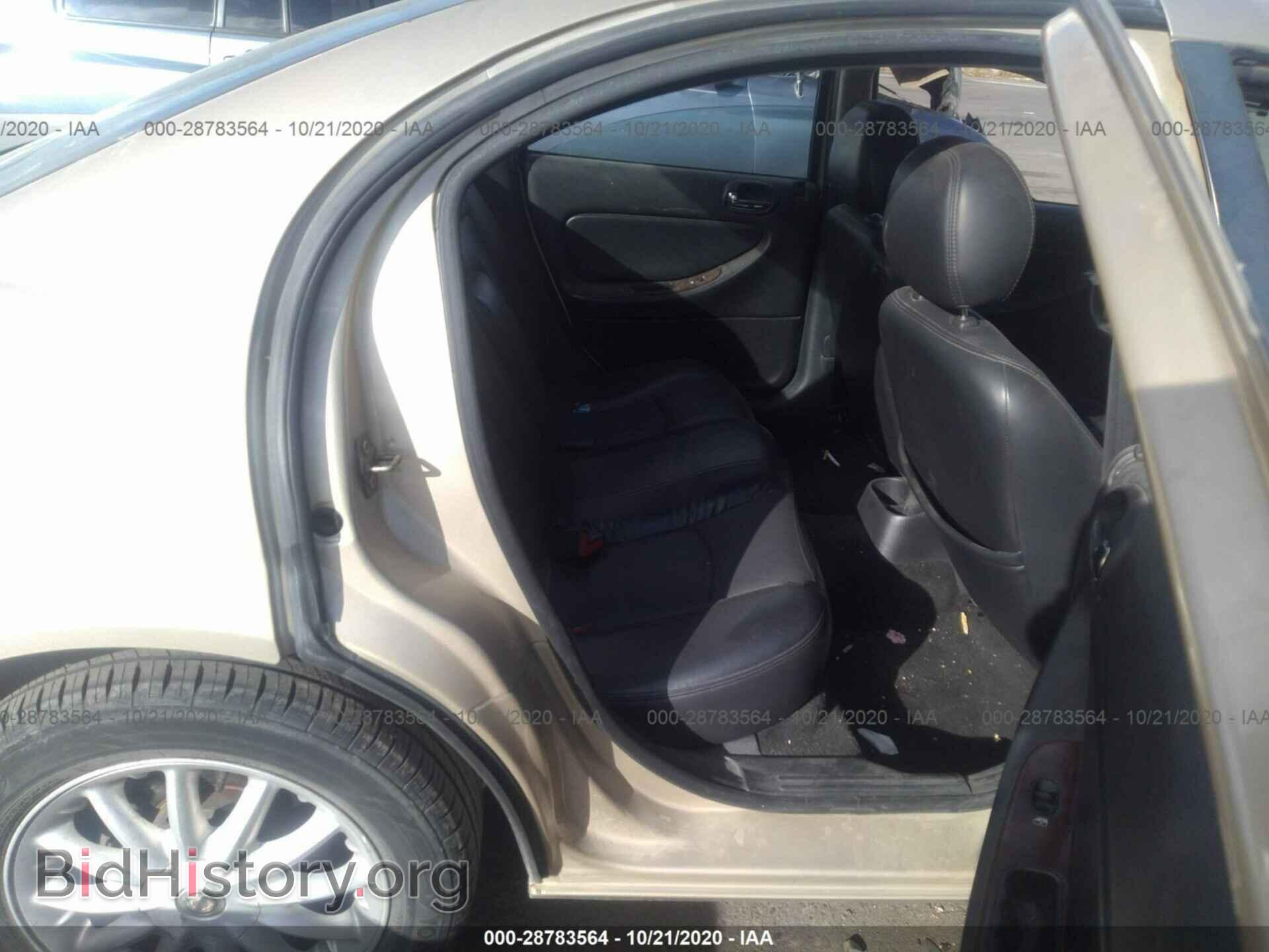 2001 CHRYSLER SEBRING - VIN: 1C3EL56U91N718742 - Photo 8