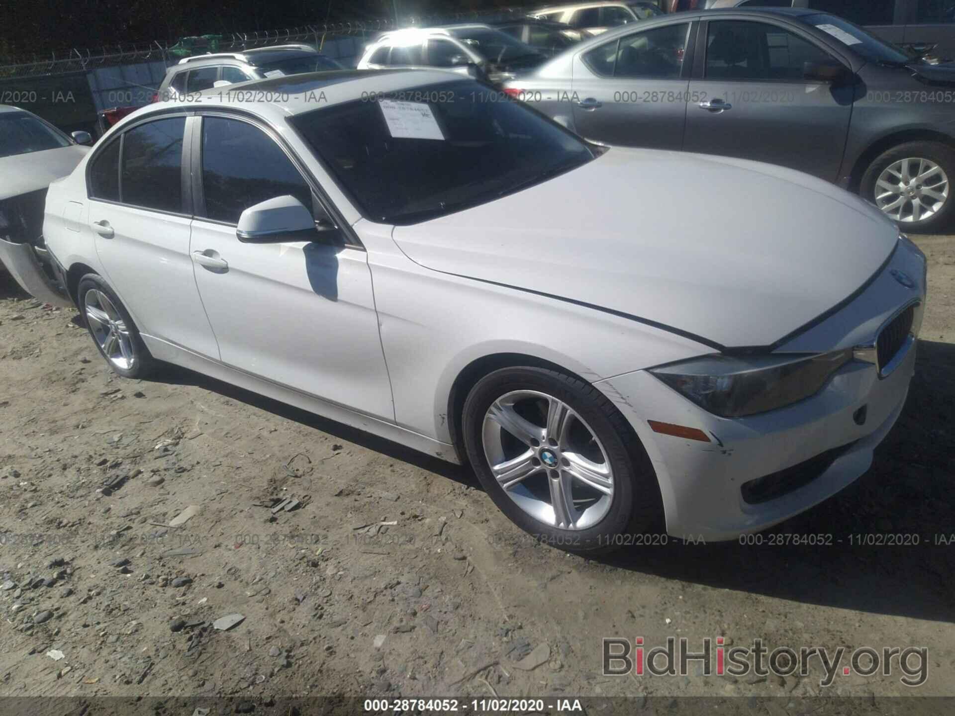 Photo WBA3B1C52DK128462 - BMW 3 SERIES 2013