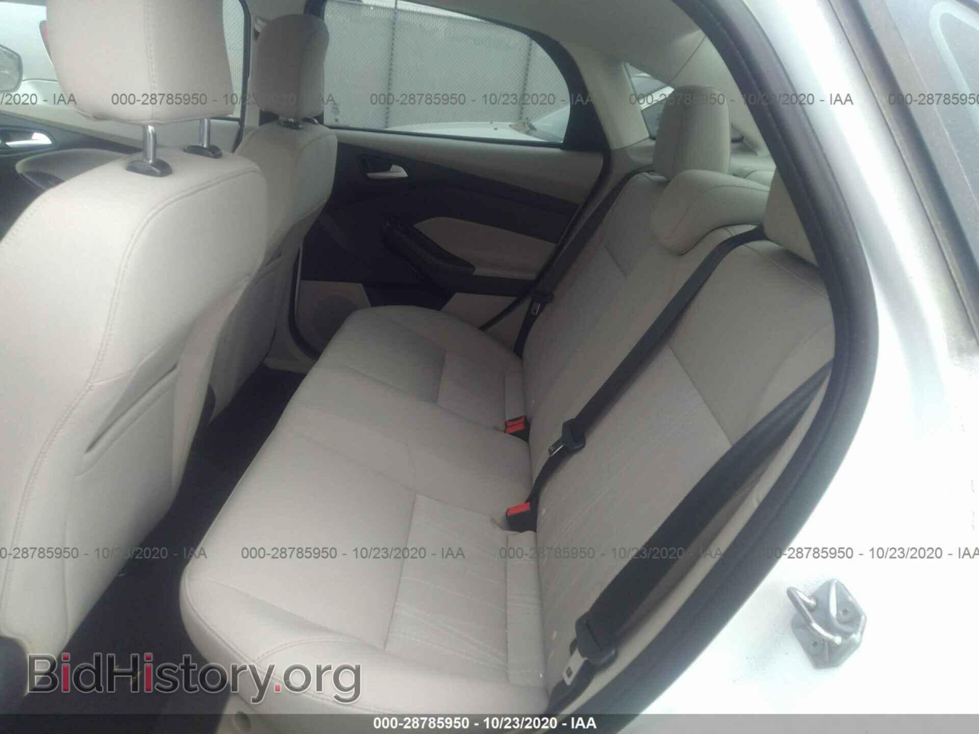 2016 FORD FOCUS - VIN: 1FADP3F2XGL226729 - Фото 8