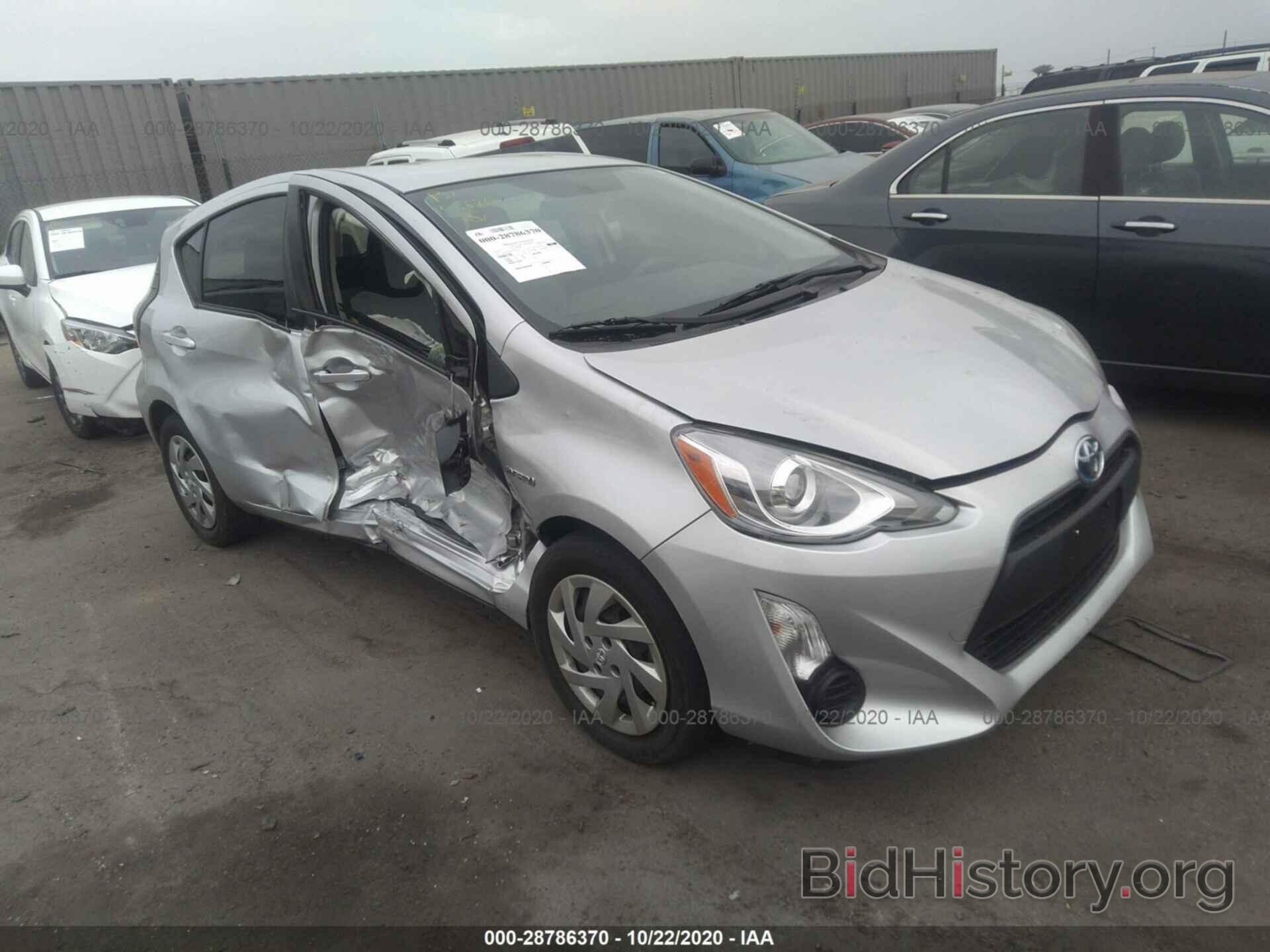 Photo JTDKDTB31F1107793 - TOYOTA PRIUS C 2015