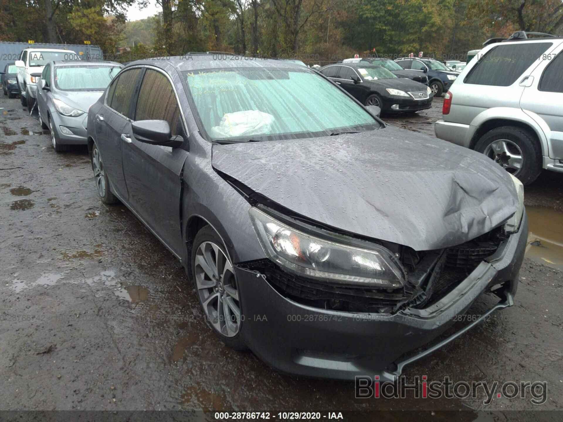 Photo 1HGCR2F50EA078234 - HONDA ACCORD SEDAN 2014