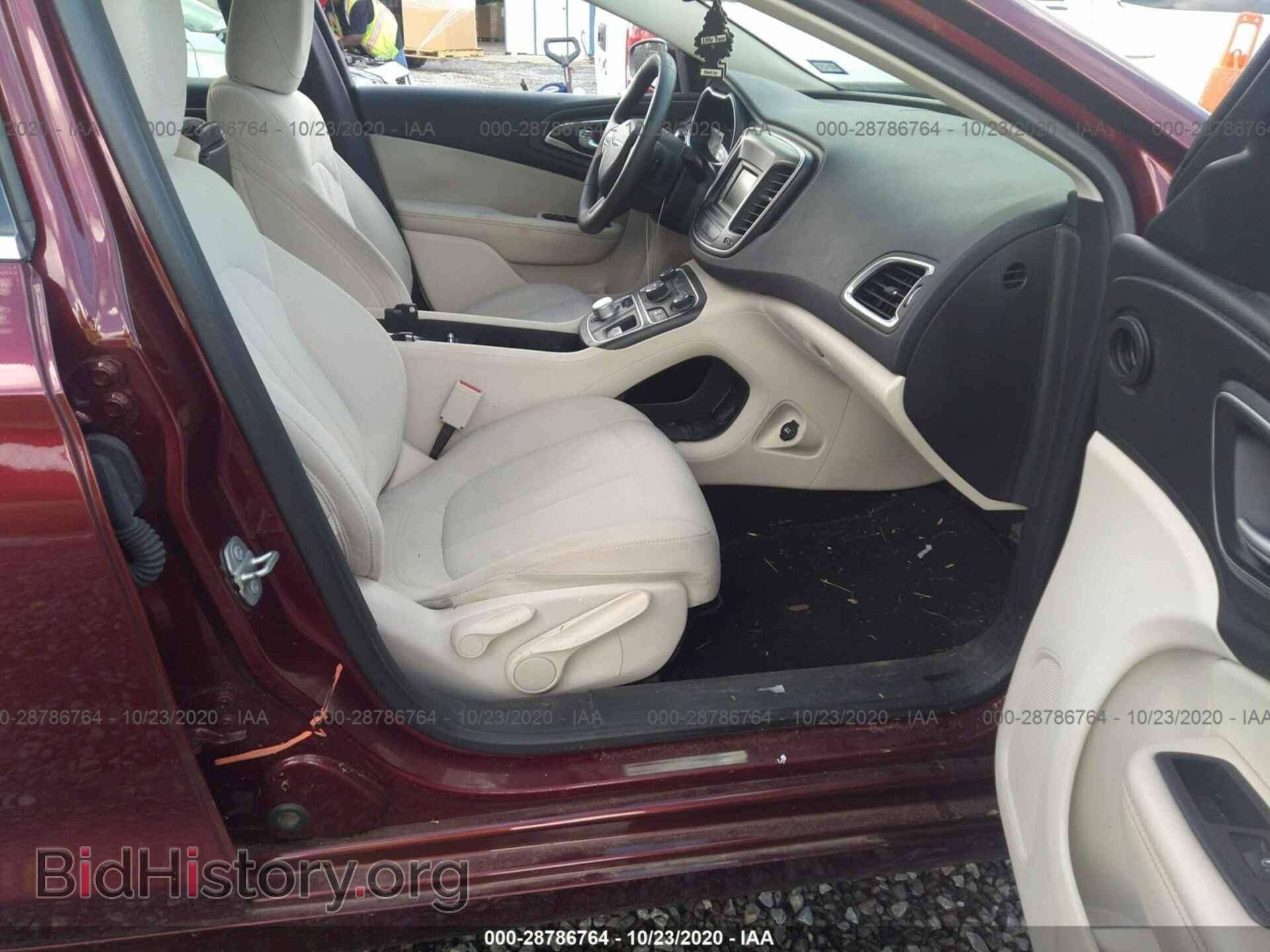 2016 CHRYSLER 200 - VIN: 1C3CCCAB8GN112584 - Photo 5