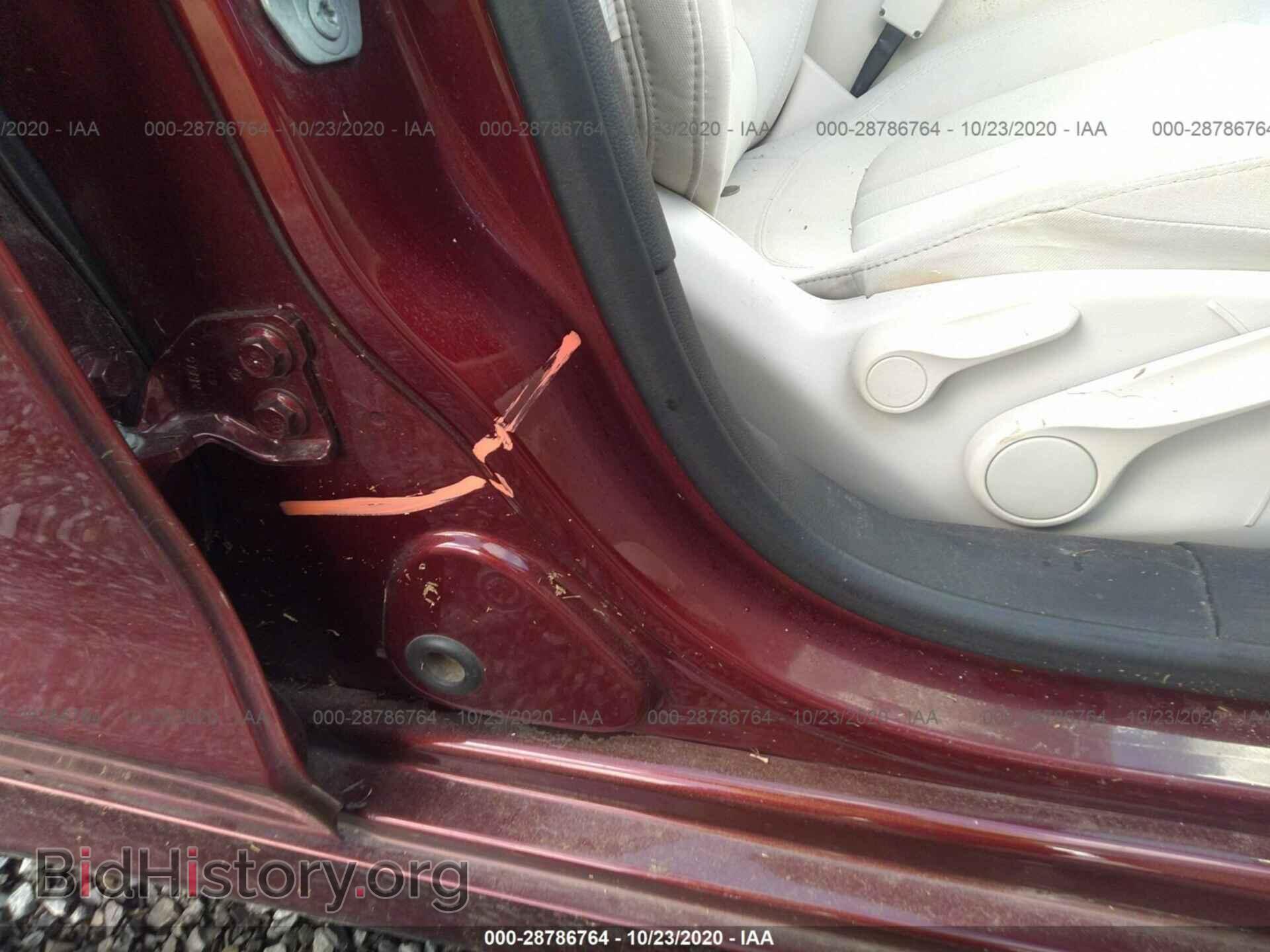 2016 CHRYSLER 200 - VIN: 1C3CCCAB8GN112584 - Photo 6