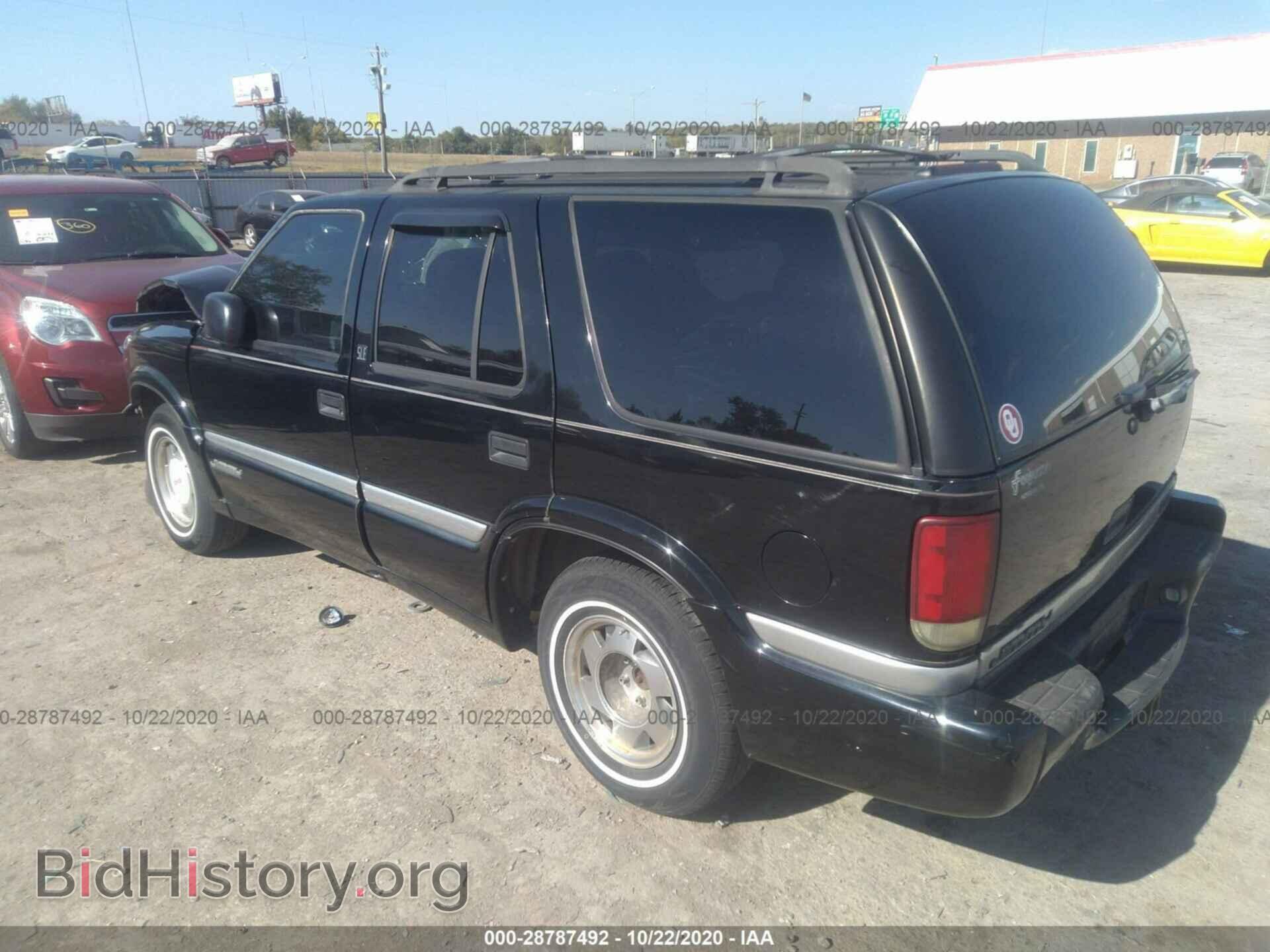 2001 GMC JIMMY - VIN: 1GKCS13W512106256 - Фото 3
