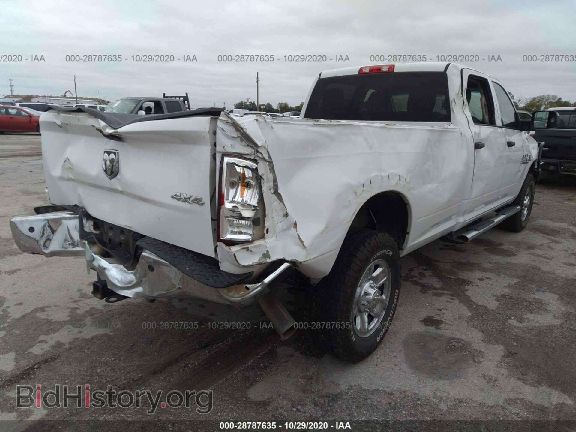 2017 RAM 2500 - VIN: 3C6UR5HL4HG763172 - Фото 4