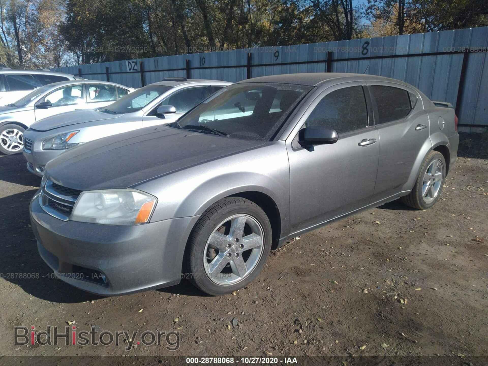 2011 DODGE AVENGER - VIN: 1B3BD2FG4BN583726 - Фото 2