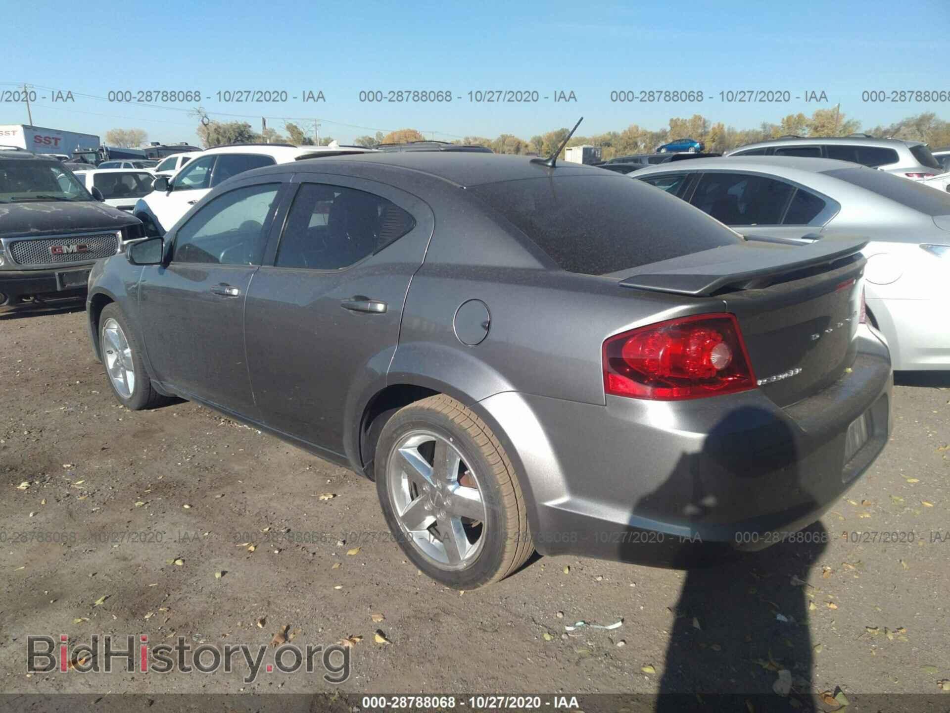 2011 DODGE AVENGER - VIN: 1B3BD2FG4BN583726 - Фото 3