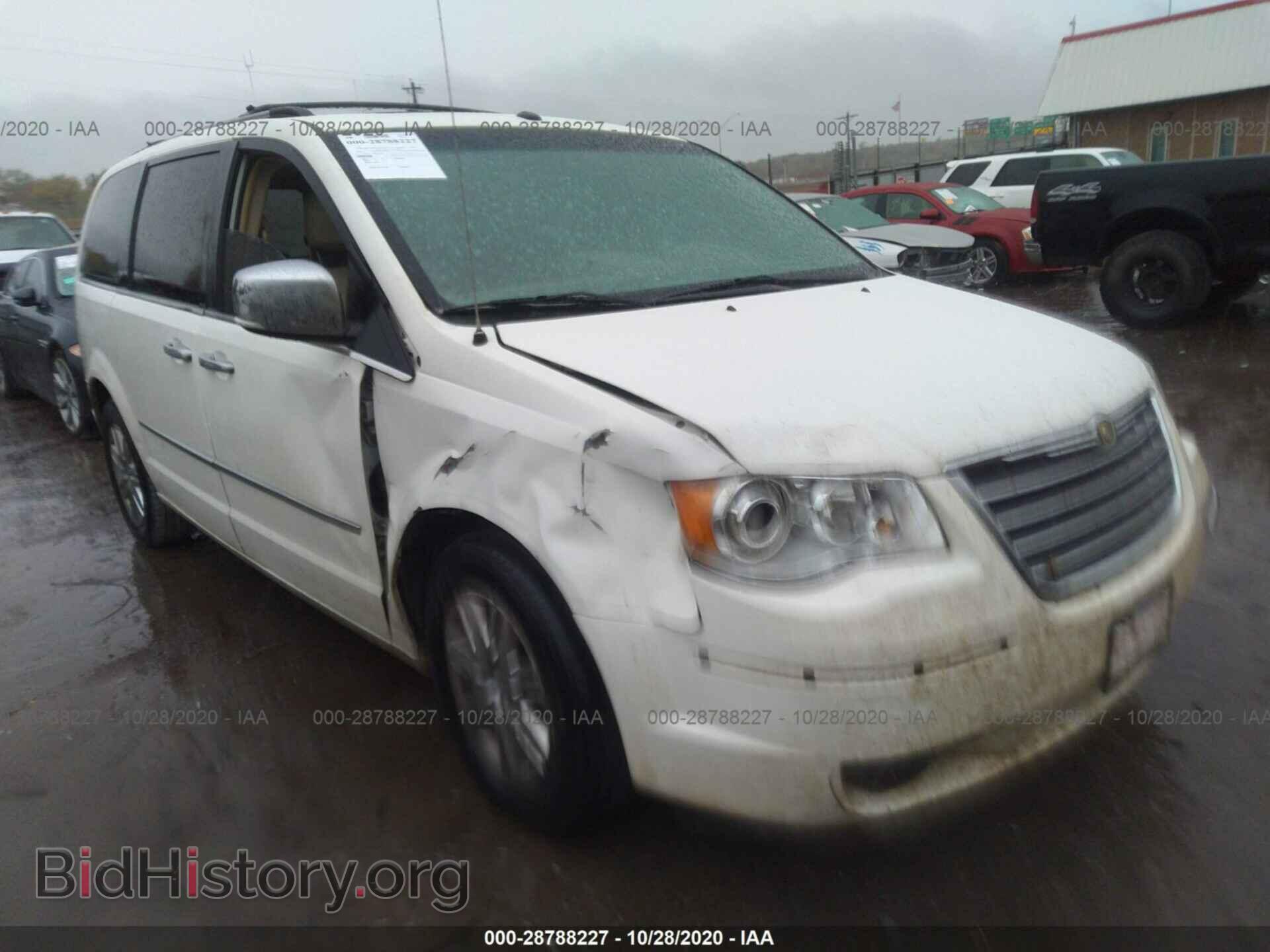 Photo 2A8HR64X88R606269 - CHRYSLER TOWN & COUNTRY 2008