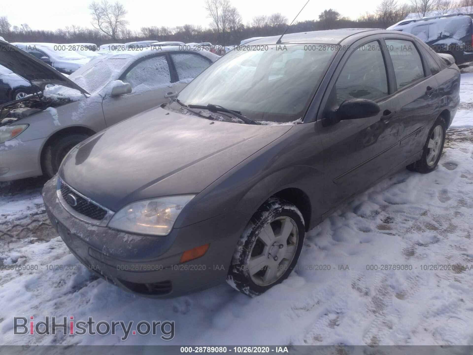 2007 FORD FOCUS - VIN: 1FAFP34N27W122577 - Фото 2