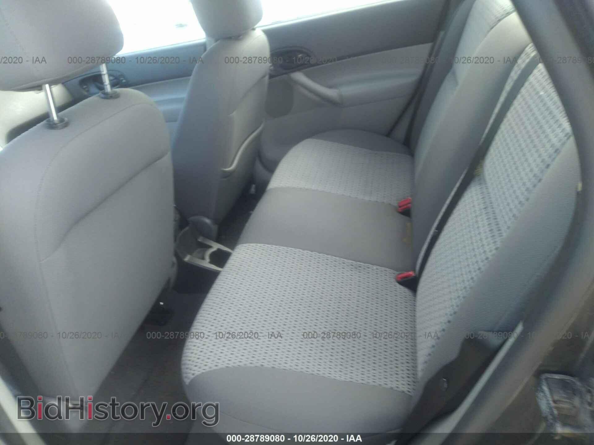 2007 FORD FOCUS - VIN: 1FAFP34N27W122577 - Фото 8