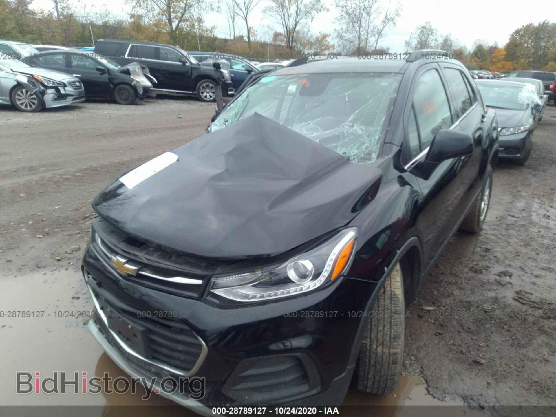 2017 CHEVROLET TRAX - VIN: 3GNCJLSB3HL287530 - Photo 2