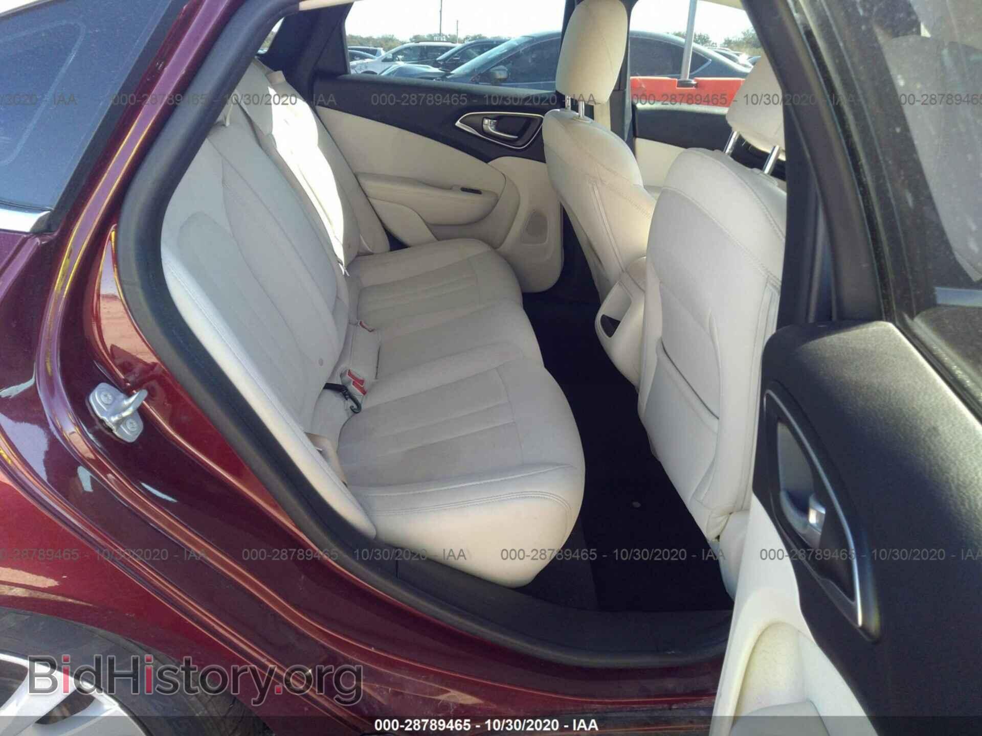 2016 CHRYSLER 200 - VIN: 1C3CCCAB3GN174605 - Фото 8