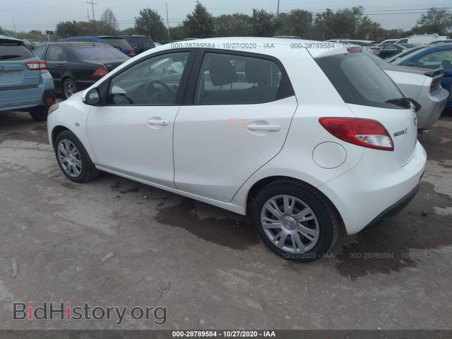 2014 MAZDA MAZDA2 - VIN: JM1DE1KY2E0178009 - Фото 3