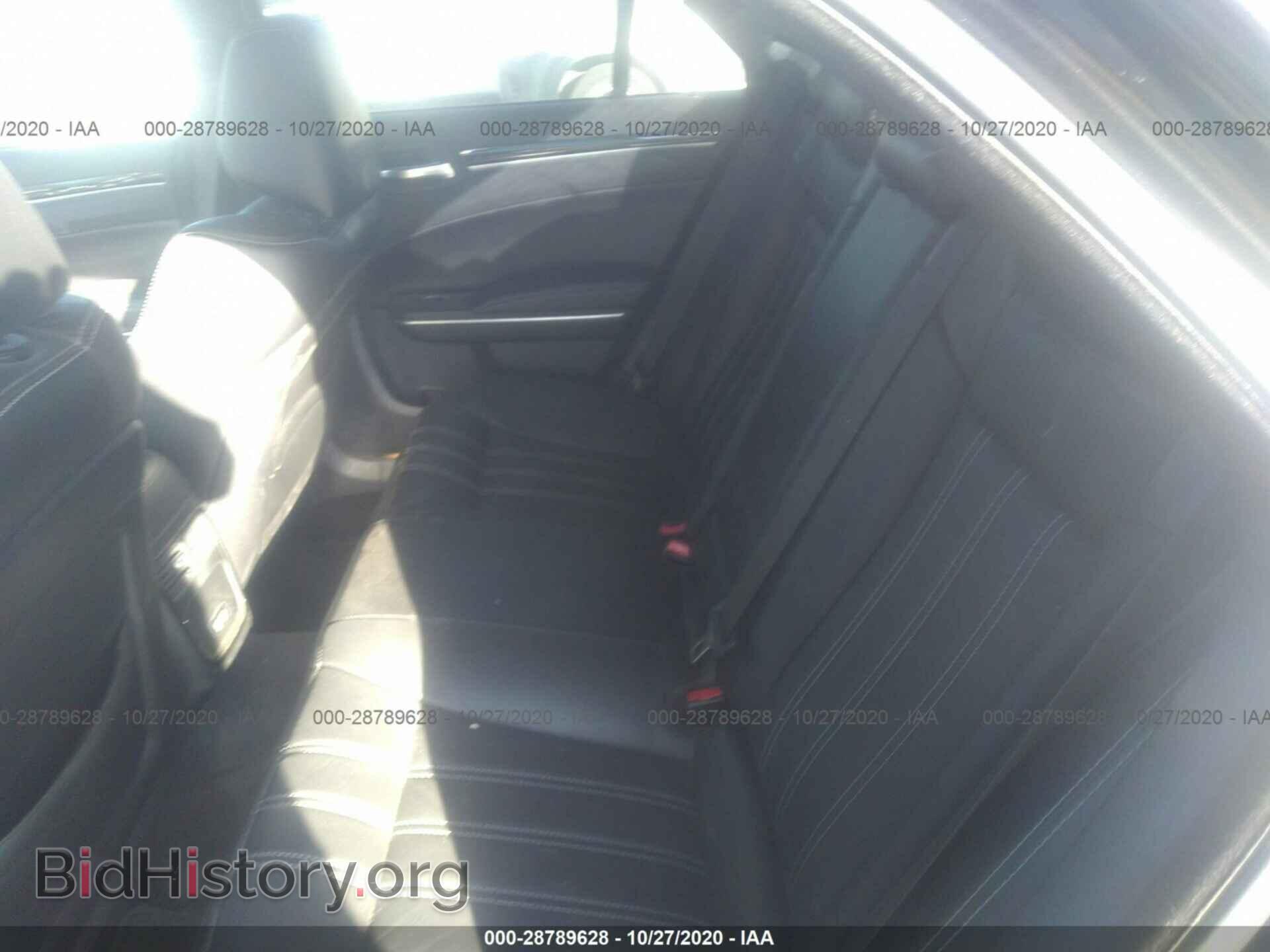 2018 CHRYSLER 300 - VIN: 2C3CCAGG9JH250755 - Фото 8