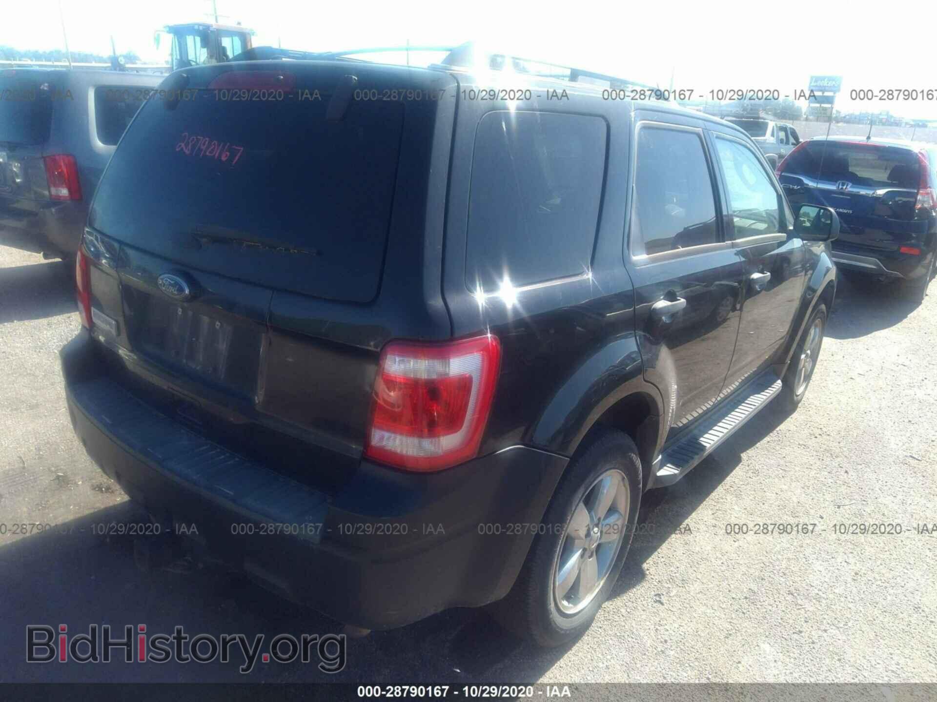 2011 FORD ESCAPE - VIN: 1FMCU0D75BKC17782 - Photo 4