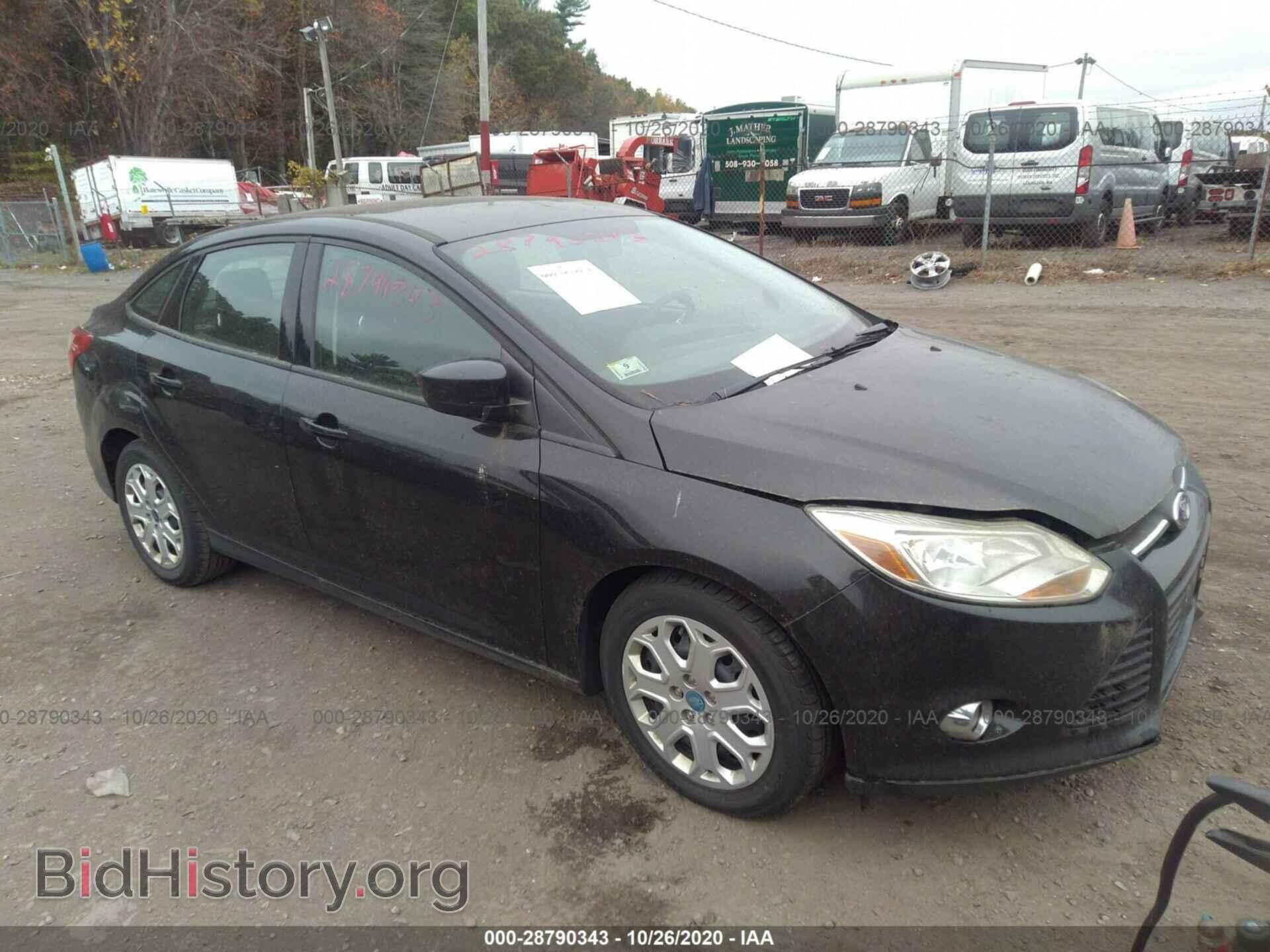 Photo 1FAHP3F27CL137731 - FORD FOCUS 2012