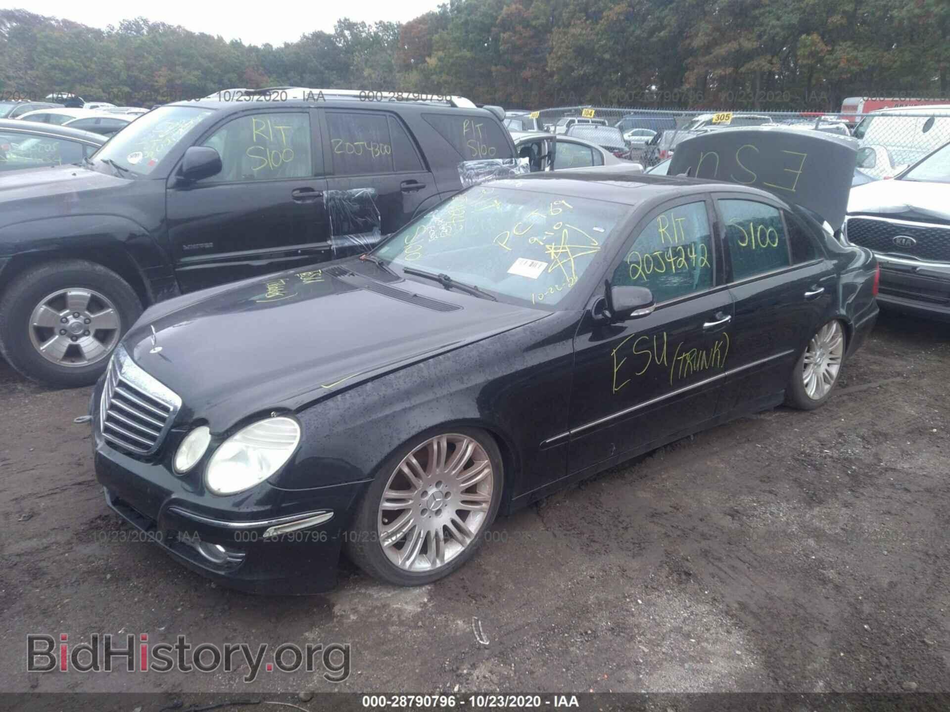 2007 MERCEDES-BENZ E-CLASS - VIN: WDBUF72X17B102990 - Фото 2