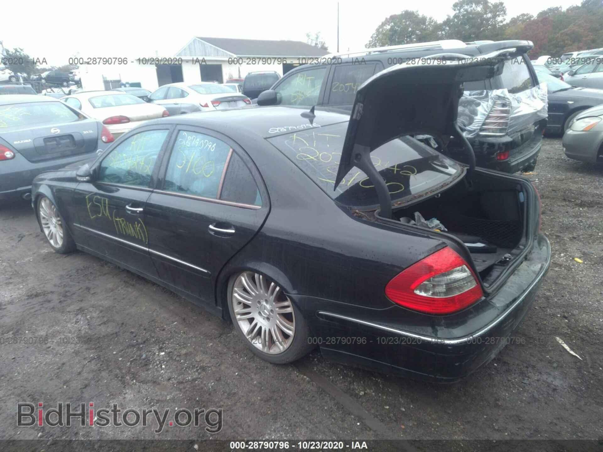 2007 MERCEDES-BENZ E-CLASS - VIN: WDBUF72X17B102990 - Фото 3