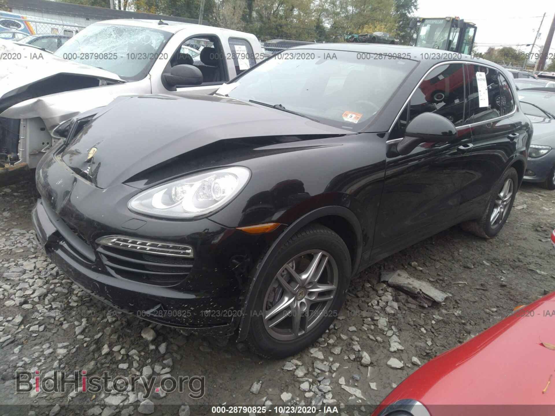 2012 PORSCHE CAYENNE - VIN: WP1AA2A2XCLA00778 - Photo 2