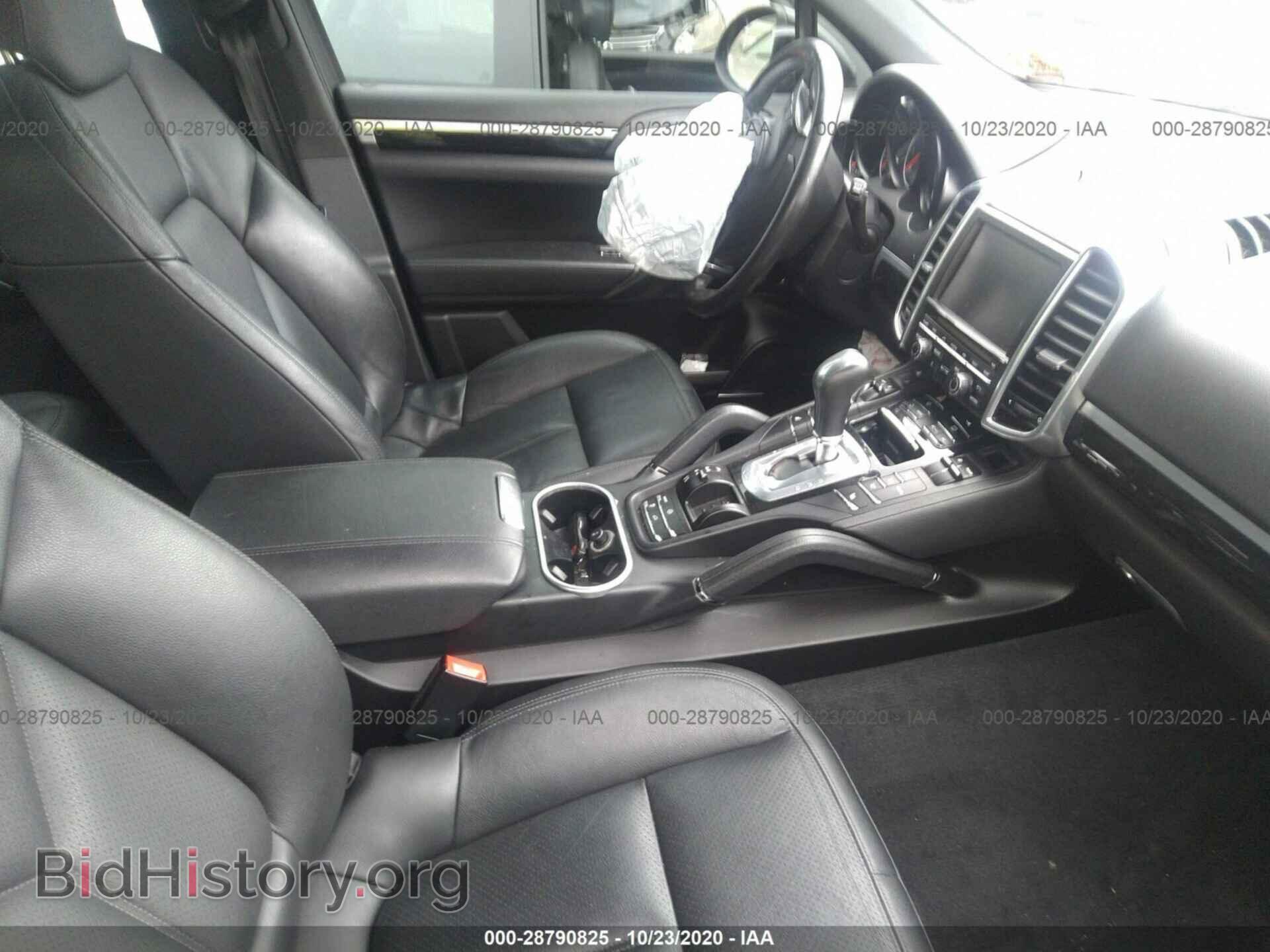 2012 PORSCHE CAYENNE - VIN: WP1AA2A2XCLA00778 - Photo 5