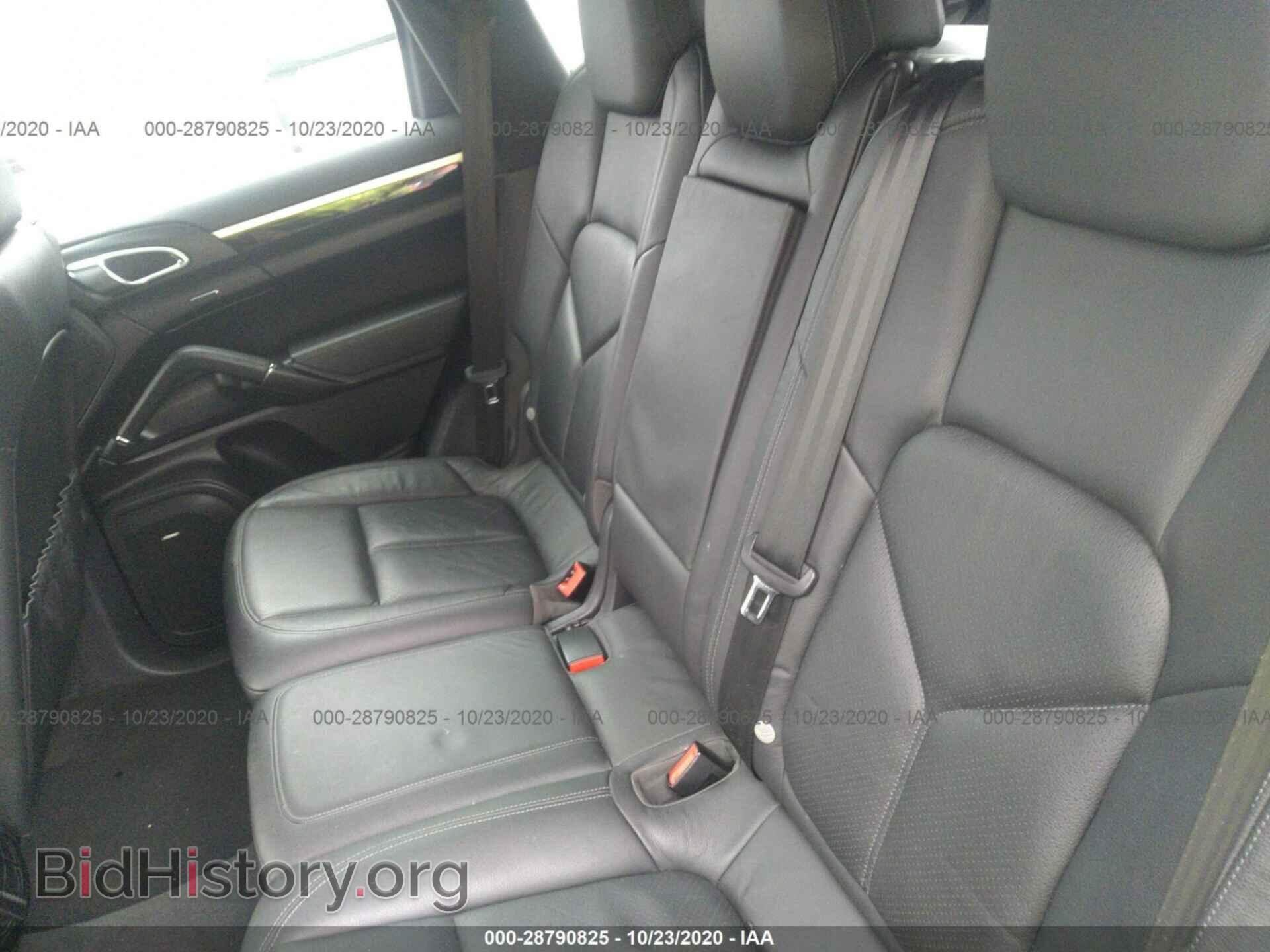 2012 PORSCHE CAYENNE - VIN: WP1AA2A2XCLA00778 - Photo 8