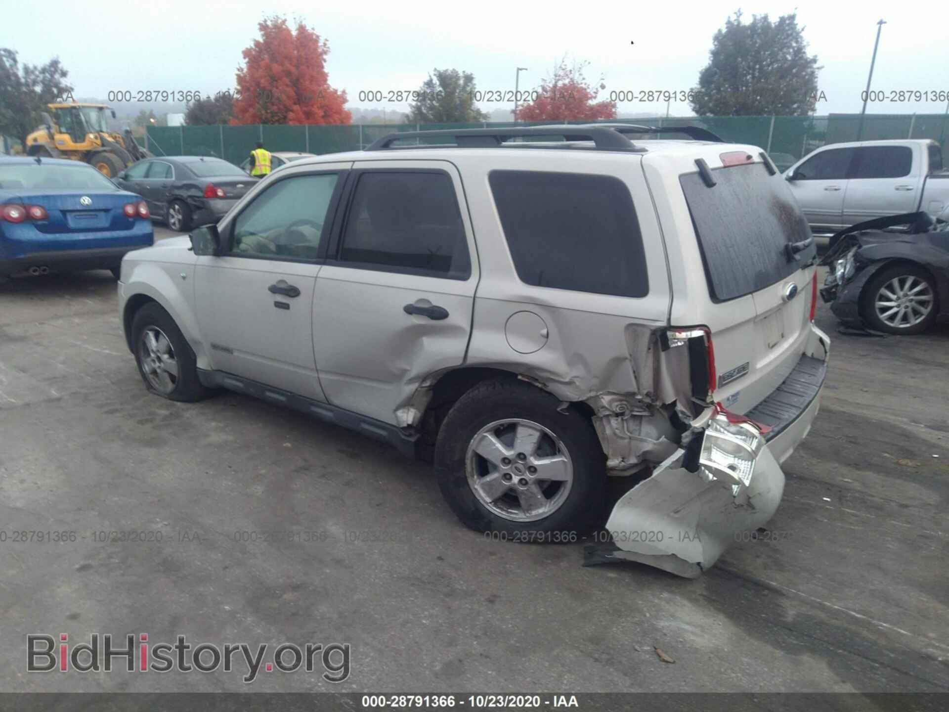 2008 FORD ESCAPE - VIN: 1FMCU03128KA46916 - Фото 3