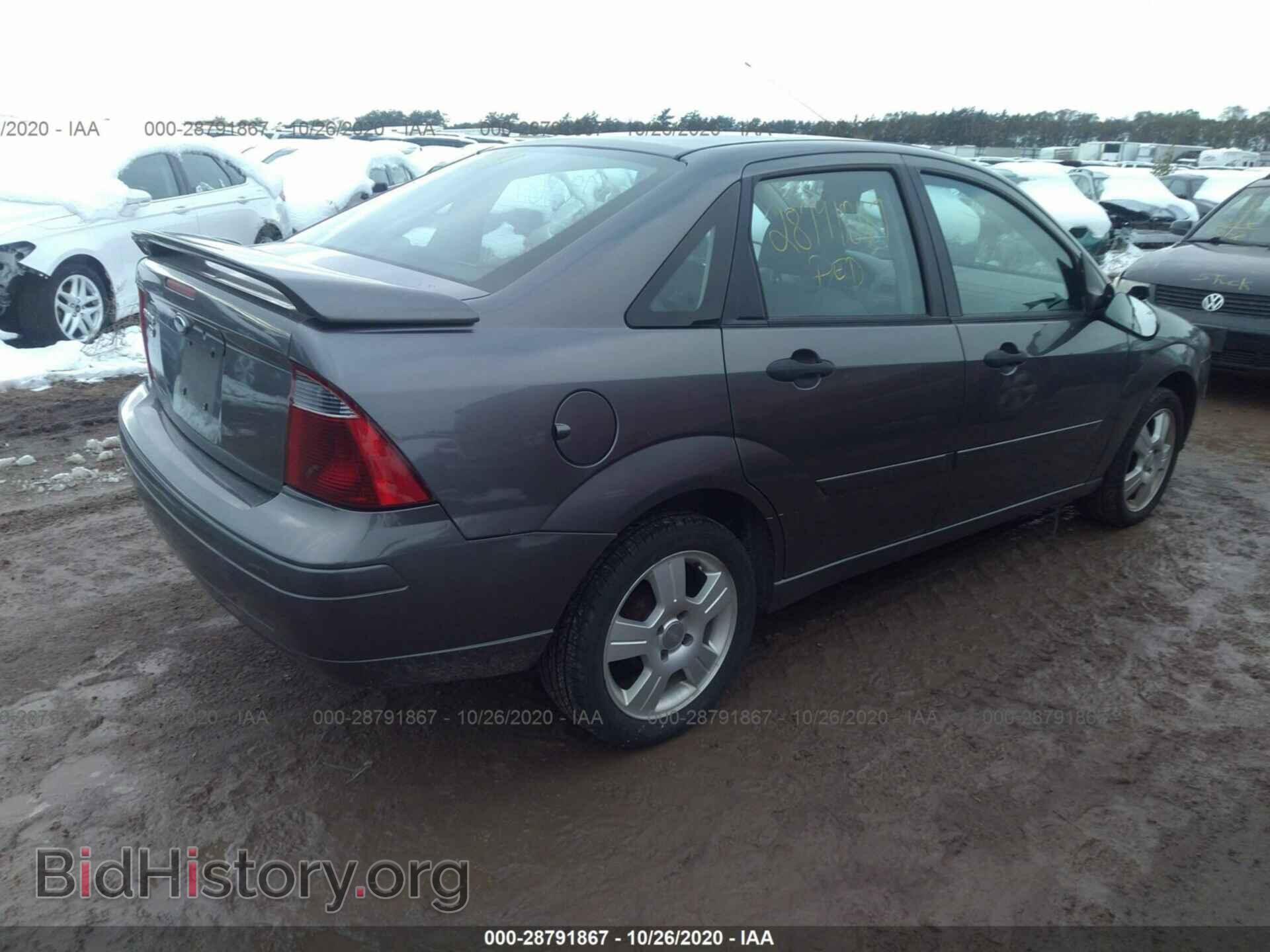 2007 FORD FOCUS - VIN: 1FAHP34N77W145572 - Фото 4