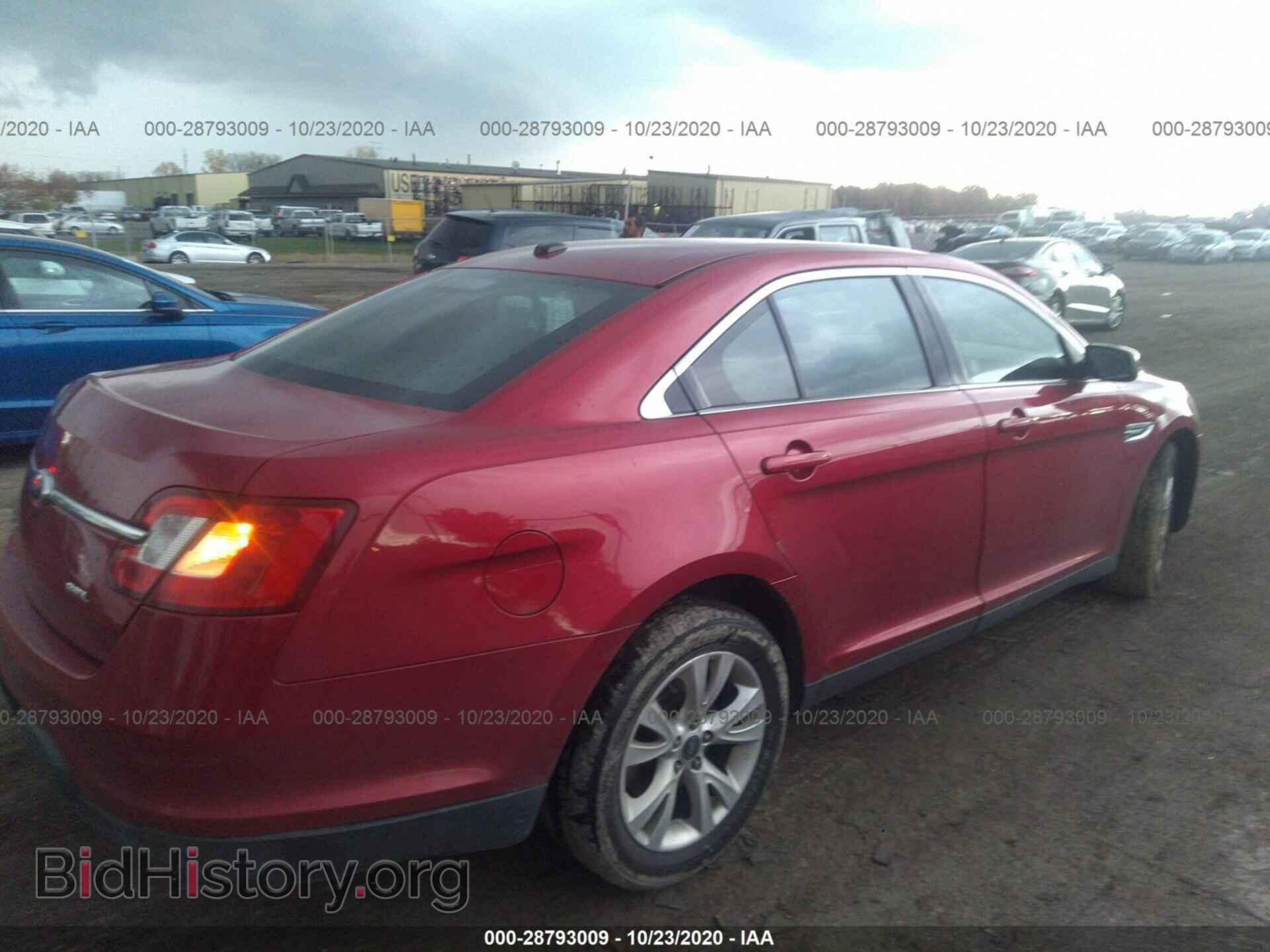 2011 FORD TAURUS - VIN: 1FAHP2EW2BG142406 - Фото 4