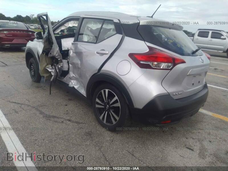 2019 Nissan KICKS (VIN 3N1CP5CU3KL529472) — photo 3 of 11