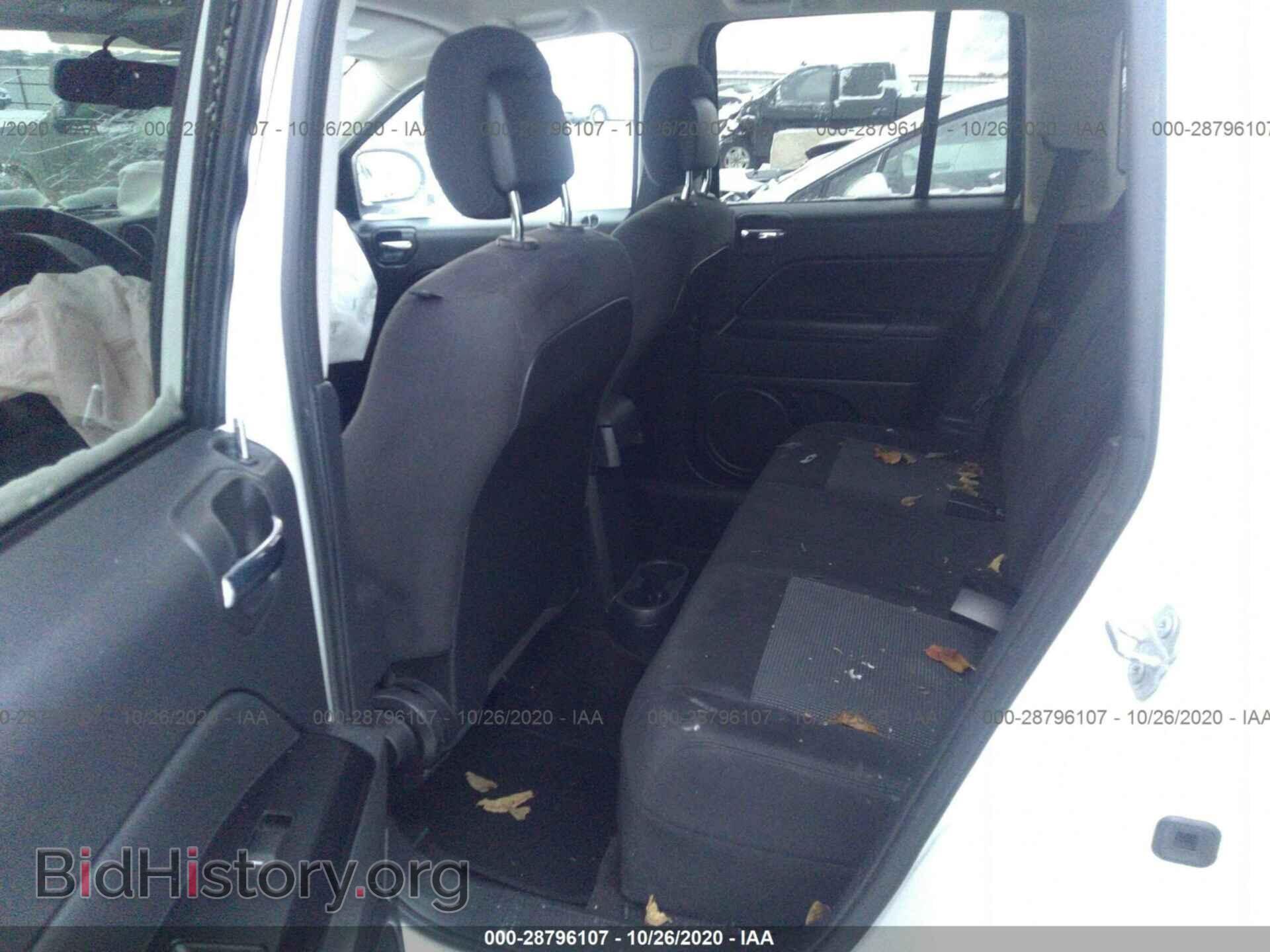 2016 JEEP COMPASS - VIN: 1C4NJDBB9GD626948 - Фото 8