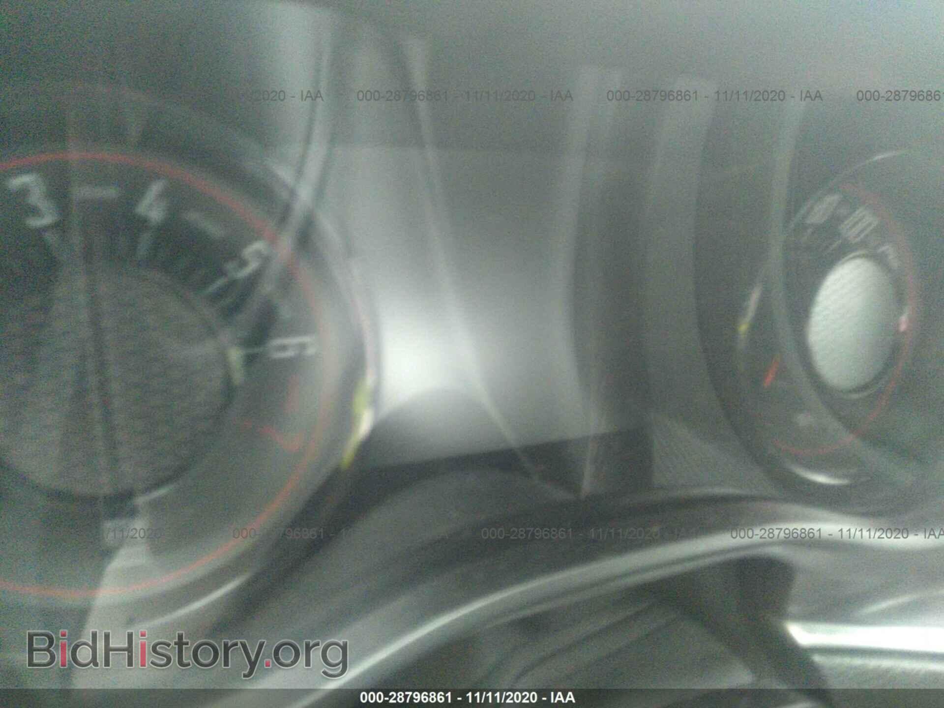2019 DODGE CHALLENGER - VIN: 2C3CDZAG4KH504216 - Фото 7