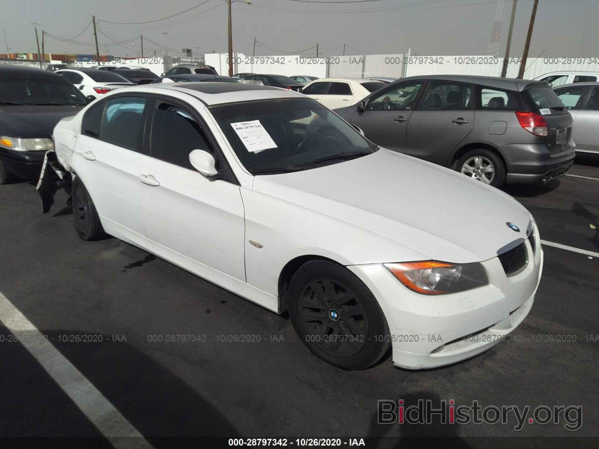 Photo WBAVC735X7KP36128 - BMW 3 SERIES 2007