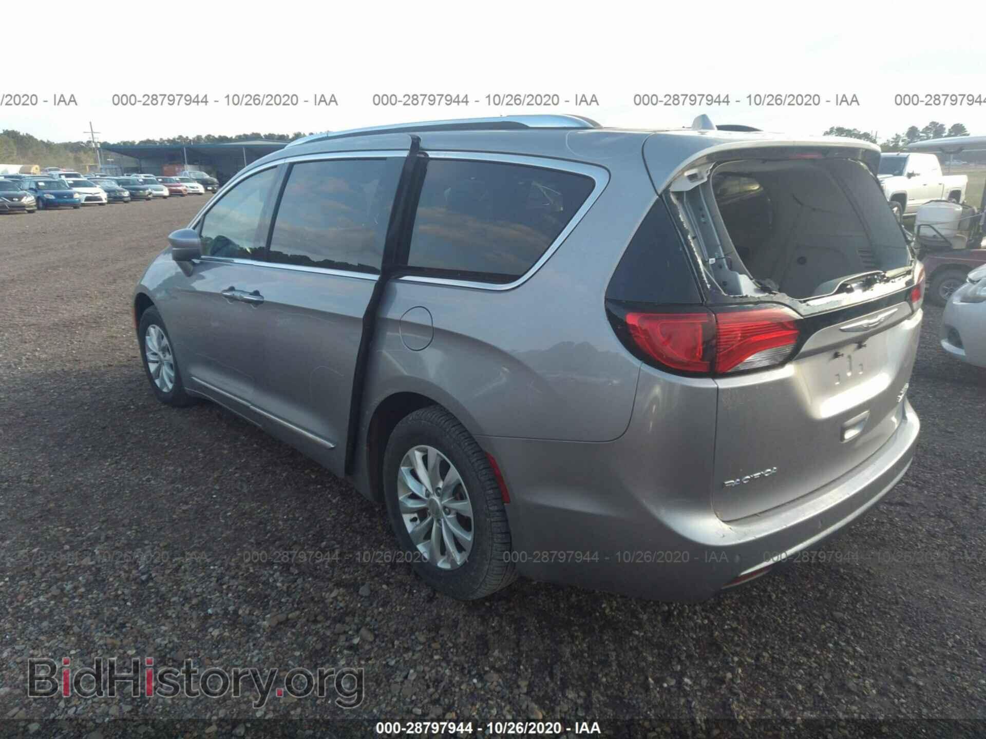 2018 CHRYSLER PACIFICA - VIN: 2C4RC1BG3JR119411 - Фото 3