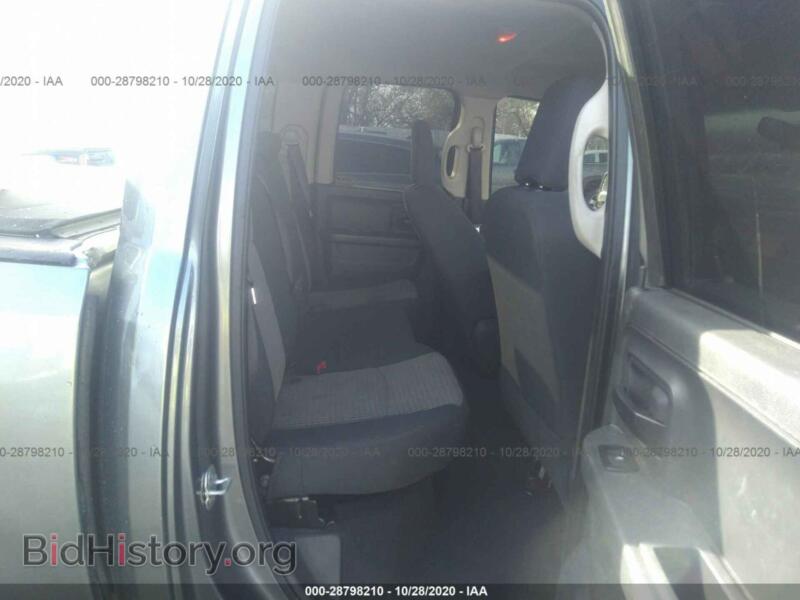 2012 RAM 1500 (VIN 1C6RD7FP5CS111085) — фото 8 из 12
