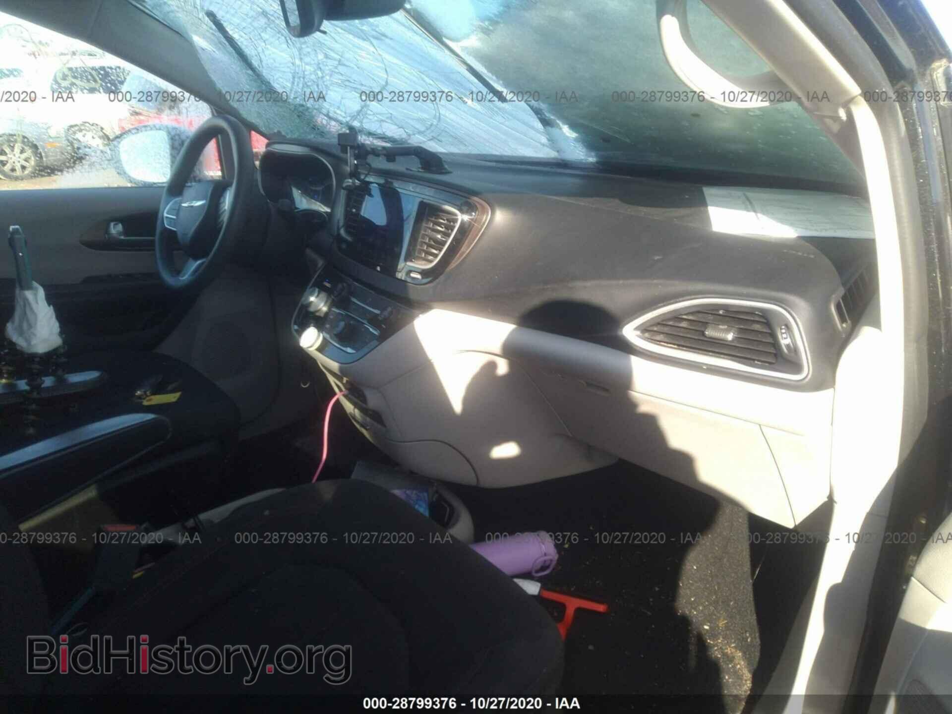 2017 CHRYSLER PACIFICA - VIN: 2C4RC1DG2HR517524 - Фото 5